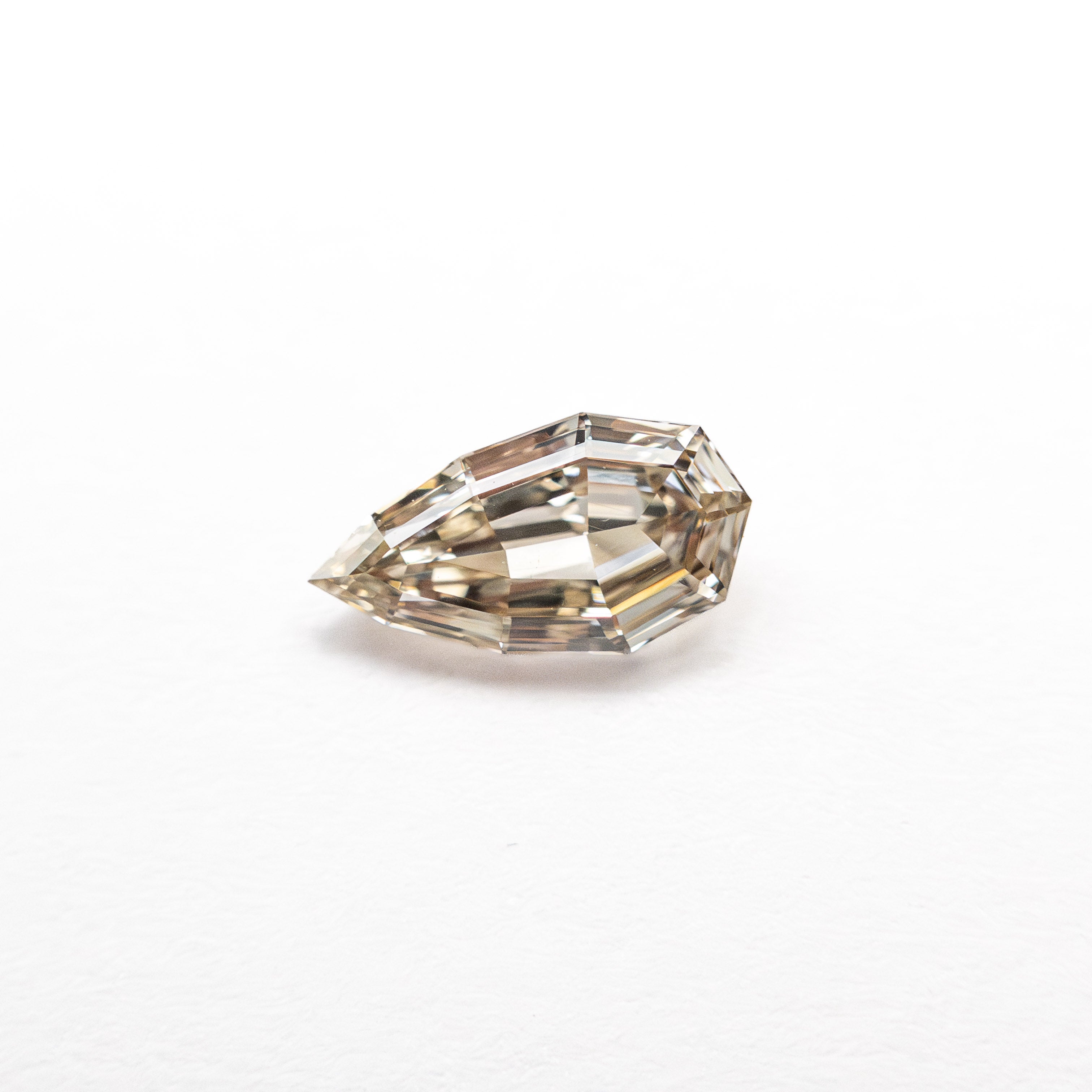 0.38ct 6.98x3.79x2.04mm VS1 C3 Geo Pear Step Cut ๐ฟ๐ฆ 26109-06