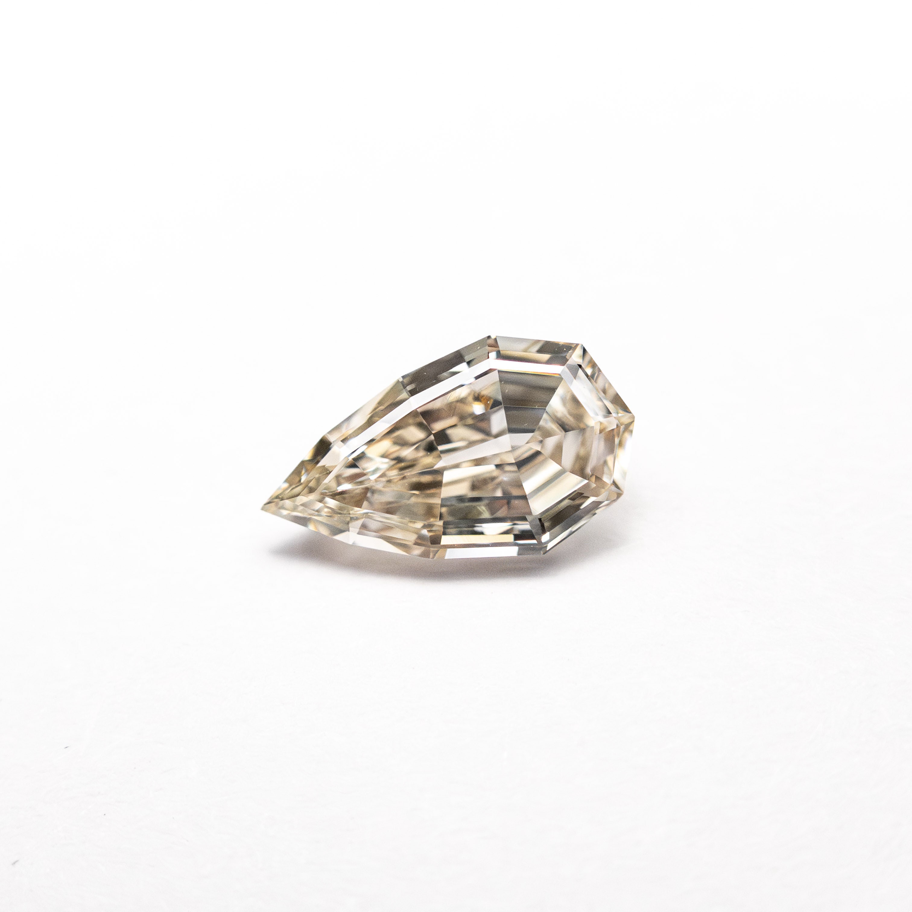 0.39ct 7.00x4.05x2.13mm VVS2 C3 Geo Pear Step Cut ๐ฟ๐ฆ 26109-08