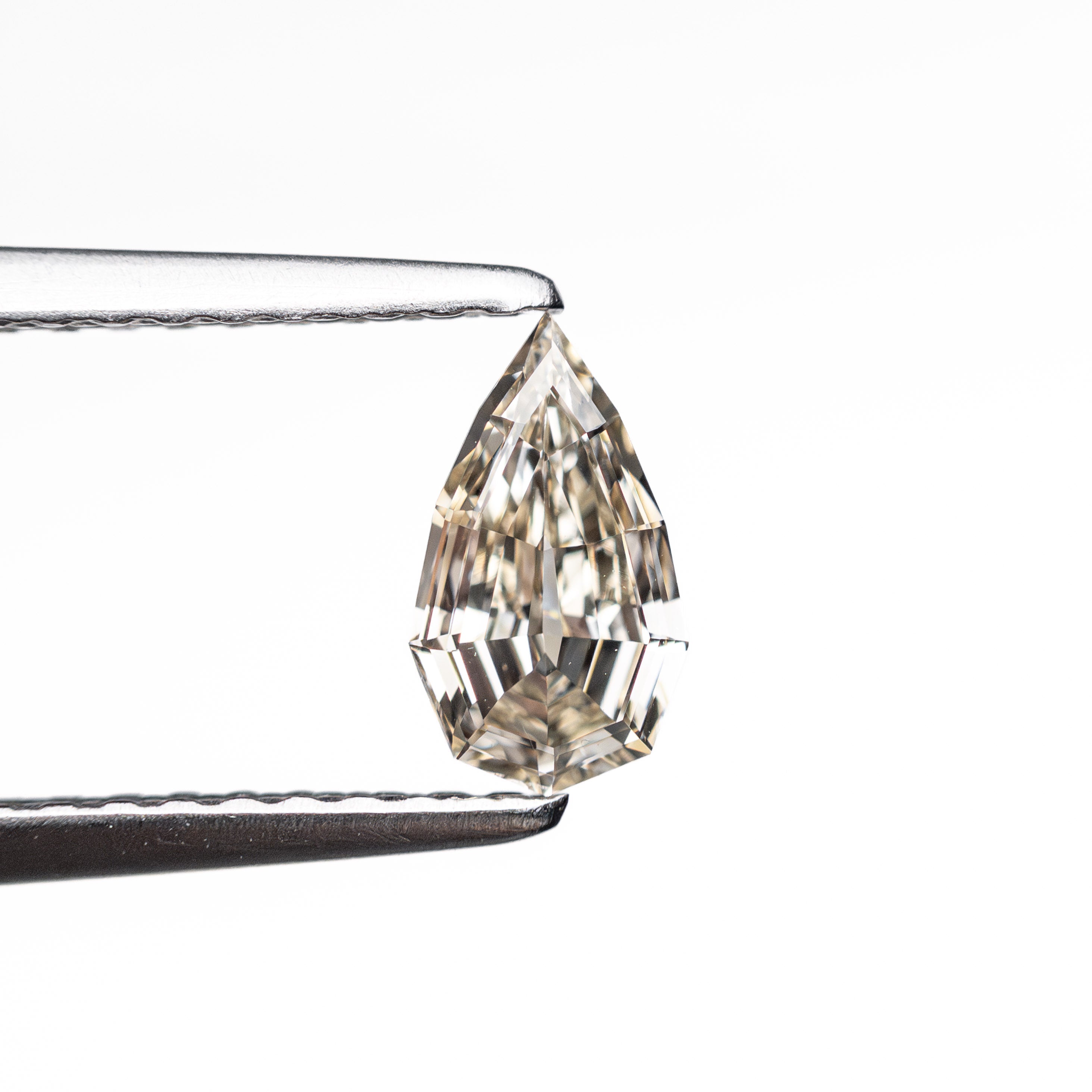 0.39ct 7.00x4.05x2.13mm VVS2 C3 Geo Pear Step Cut ๐ฟ๐ฆ 26109-08