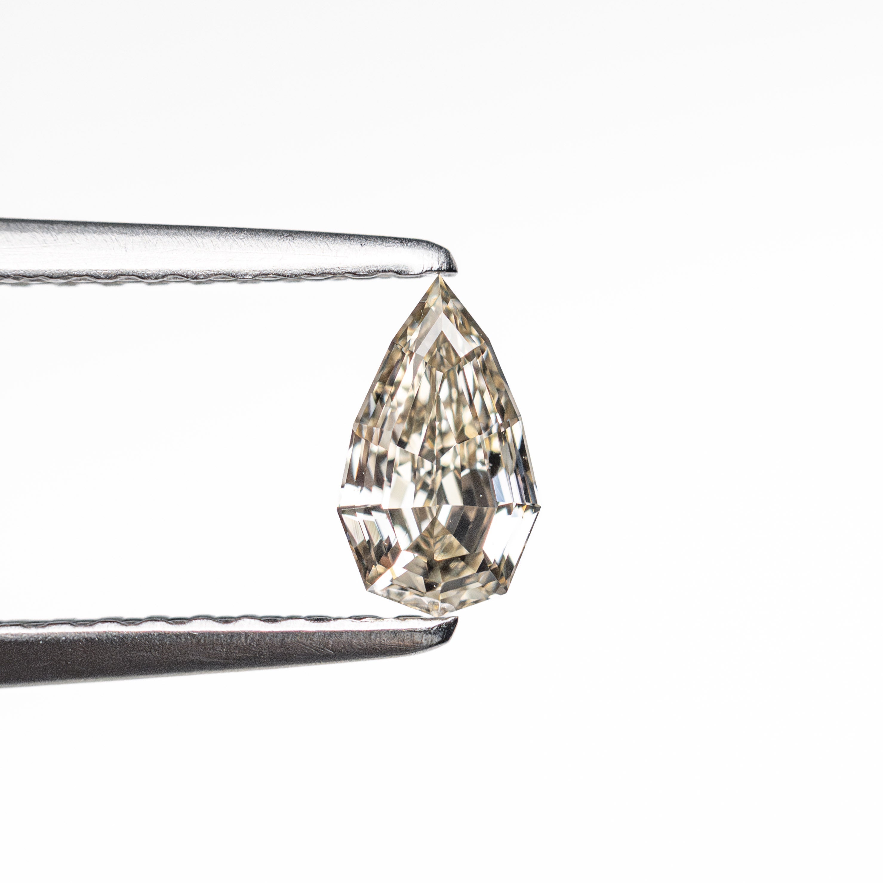 0.33ct 6.32x3.77x2.21mm VVS2 C3 Geo Pear Step Cut ๐ฟ๐ฆ 26109-21