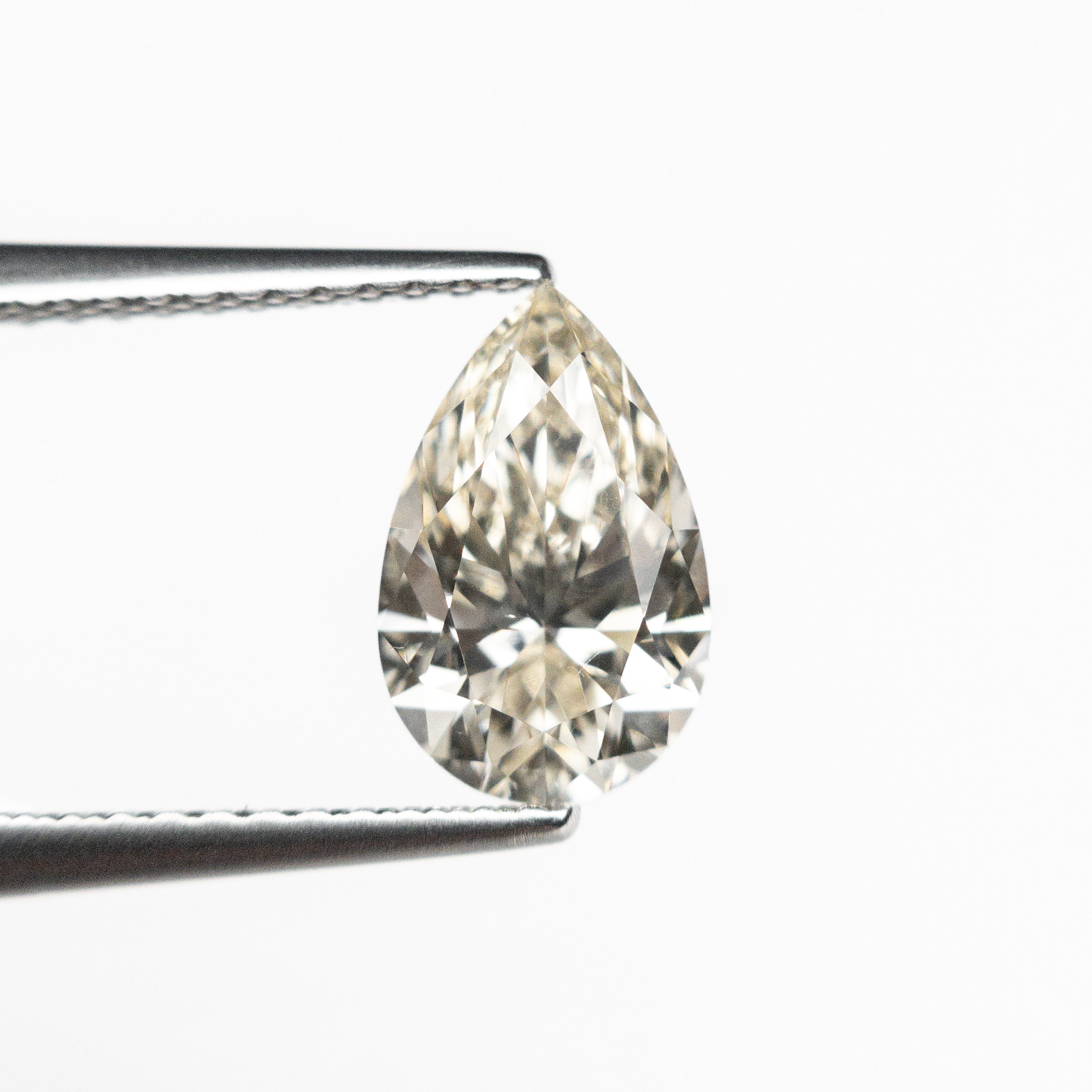 1.31ct 9.43x6.01x3.82mm VS1 U-V Pear Brilliant π¨π¦ 26120-03