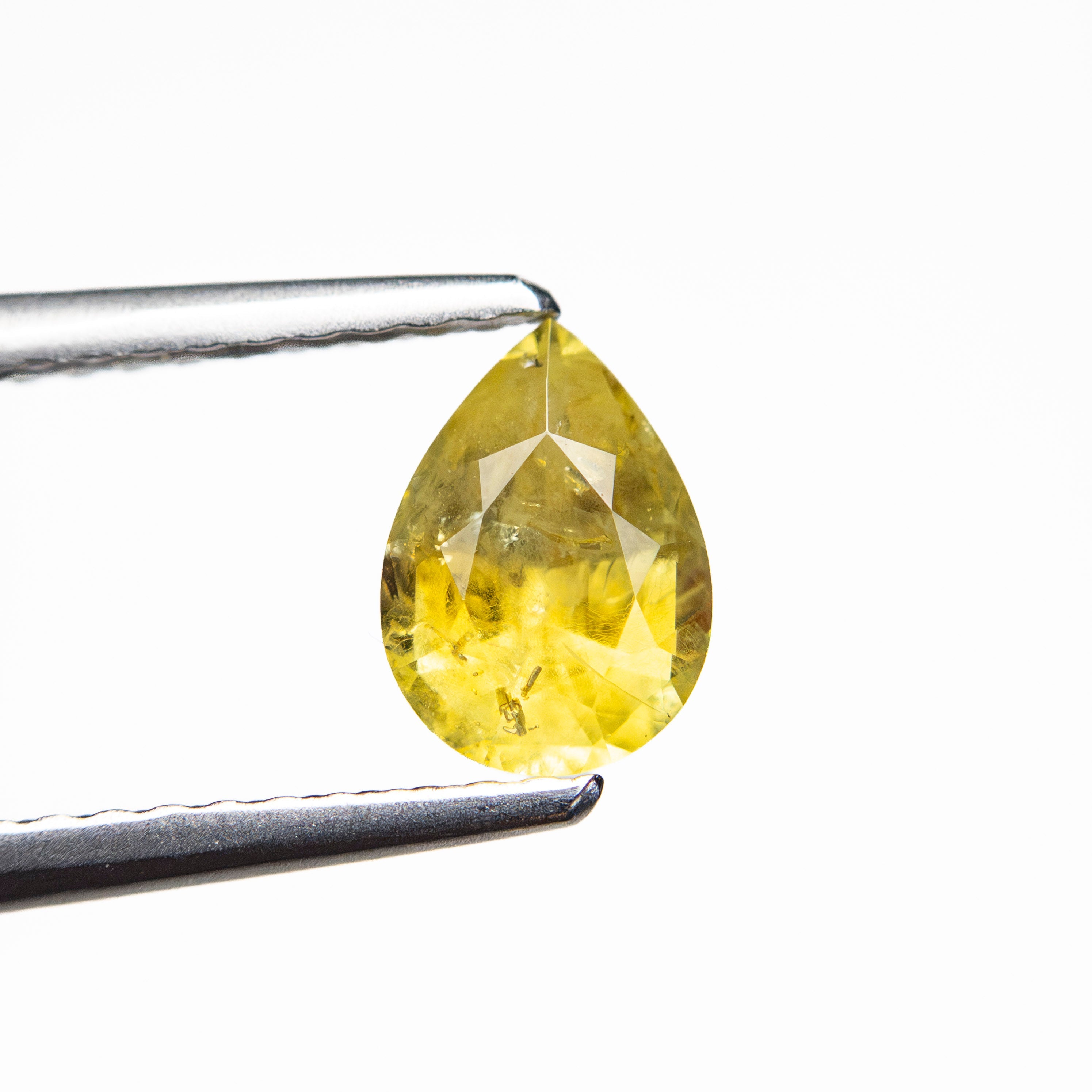 0.86ct 7.03x5.01x3.43mm Pear Brilliant Sapphire 26150-01