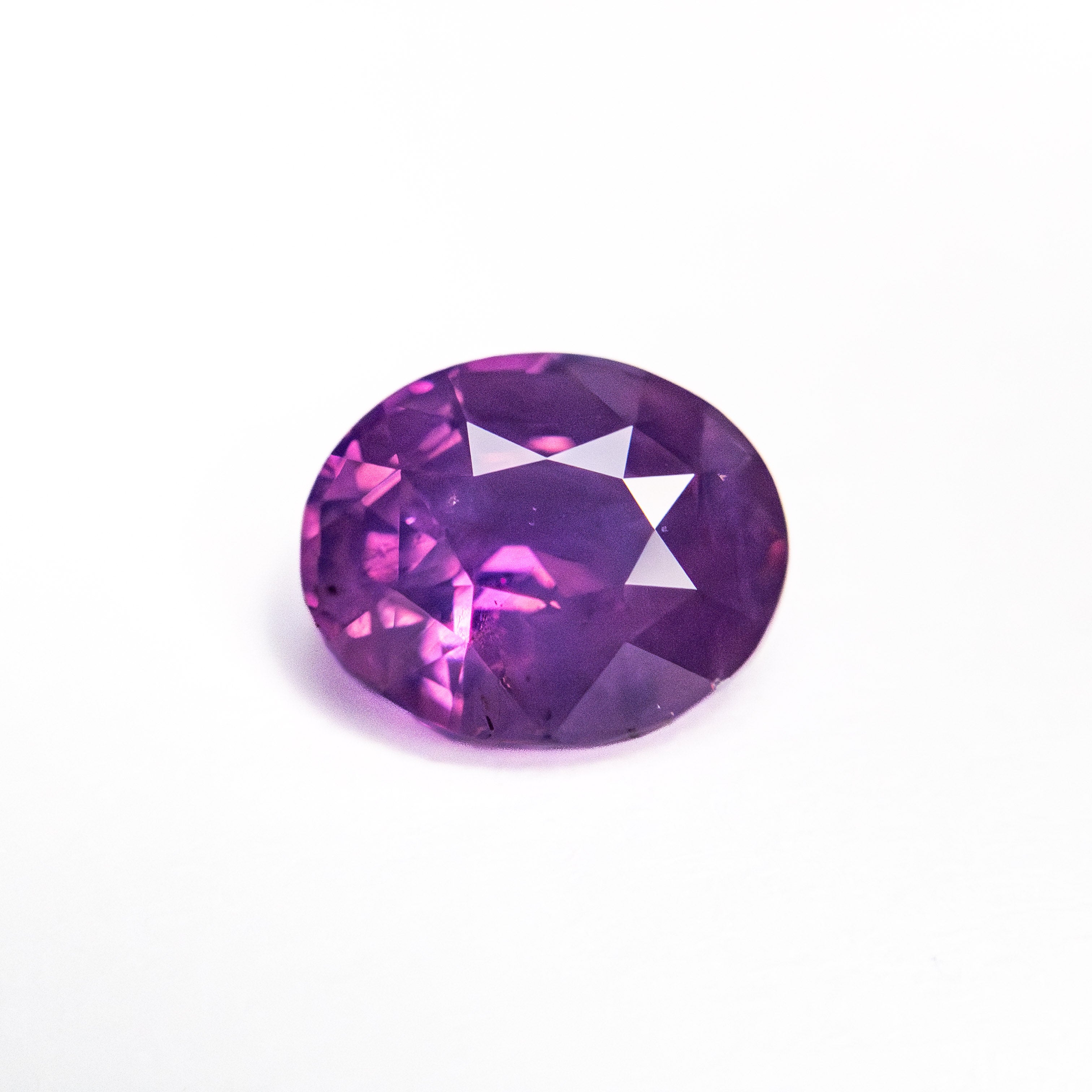 1.51ct 7.66x6.22x3.86mm Oval Brilliant Sapphire 26405-01