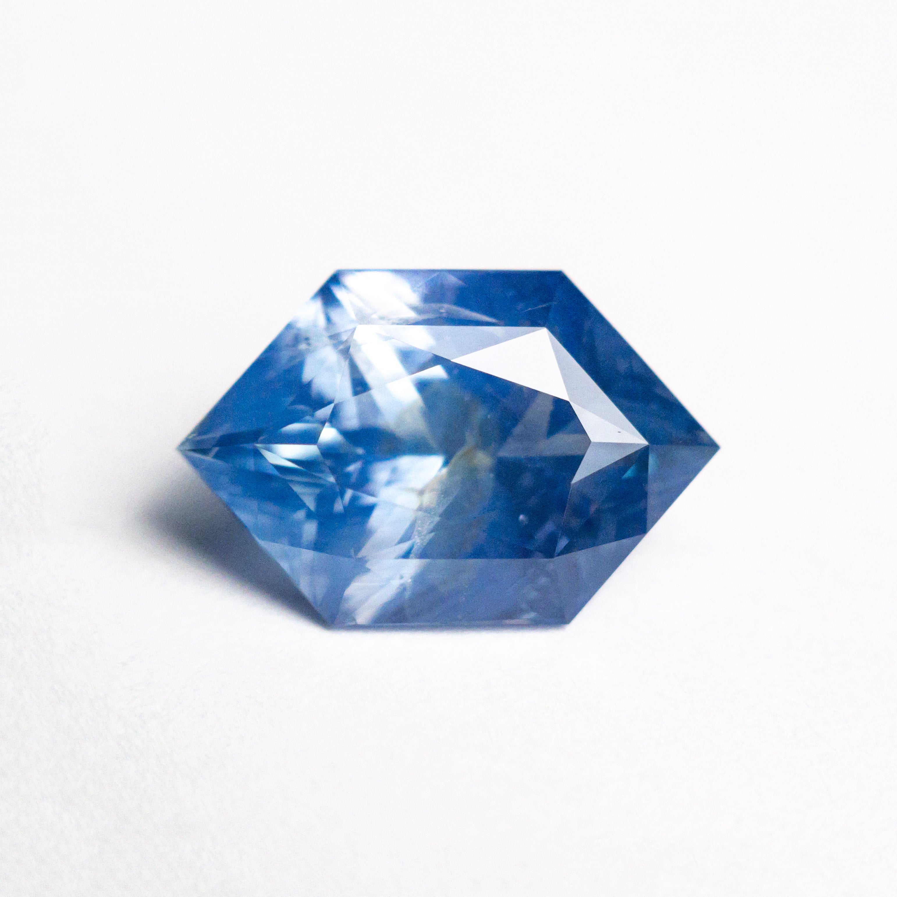 3.61ct 11.99x7.83x5.33mm Hexagon Brilliant Sapphire 26454-01