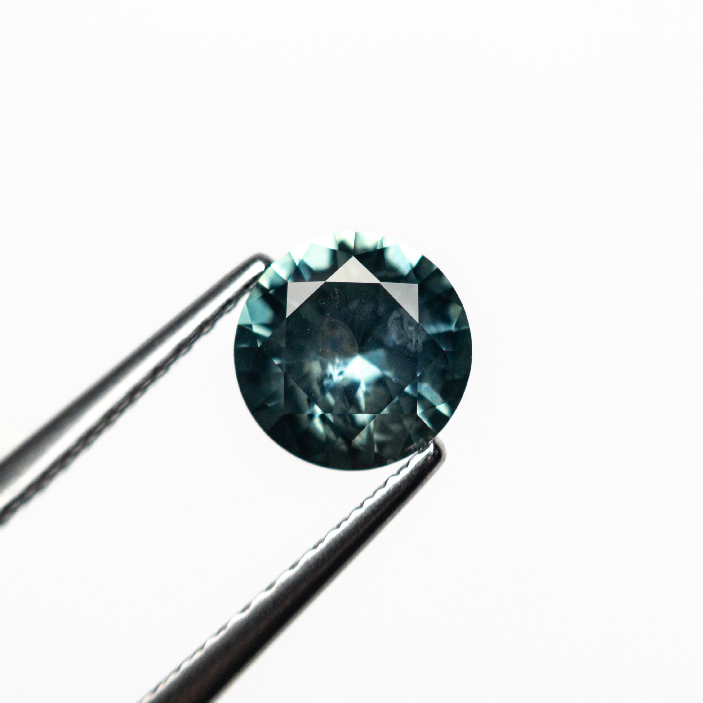 1.10ct 6.40x6.35x3.74mm Round Brilliant Sapphire 26524-22