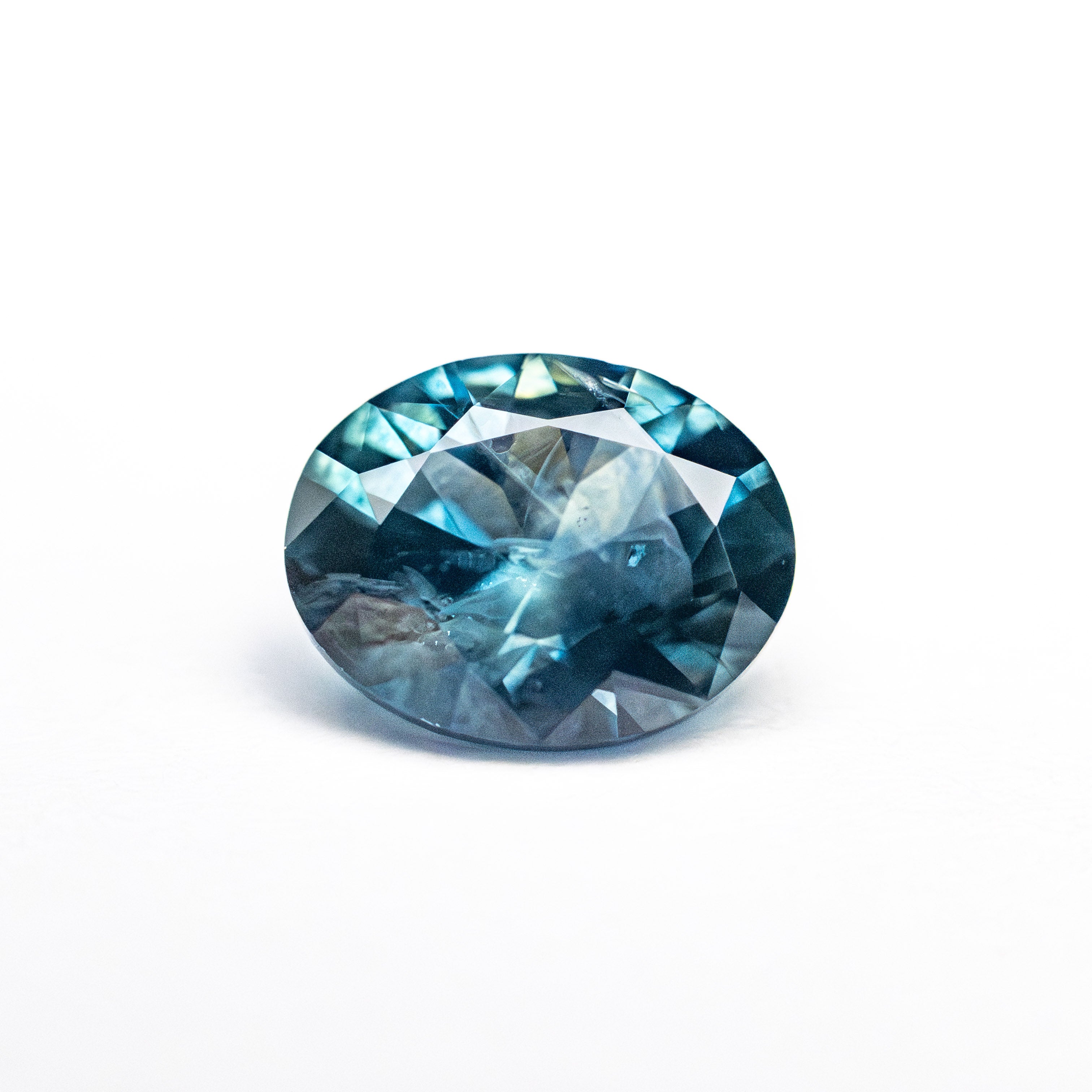 1.44ct 7.56x6.00x4.12mm Oval Brilliant Sapphire 26527-14
