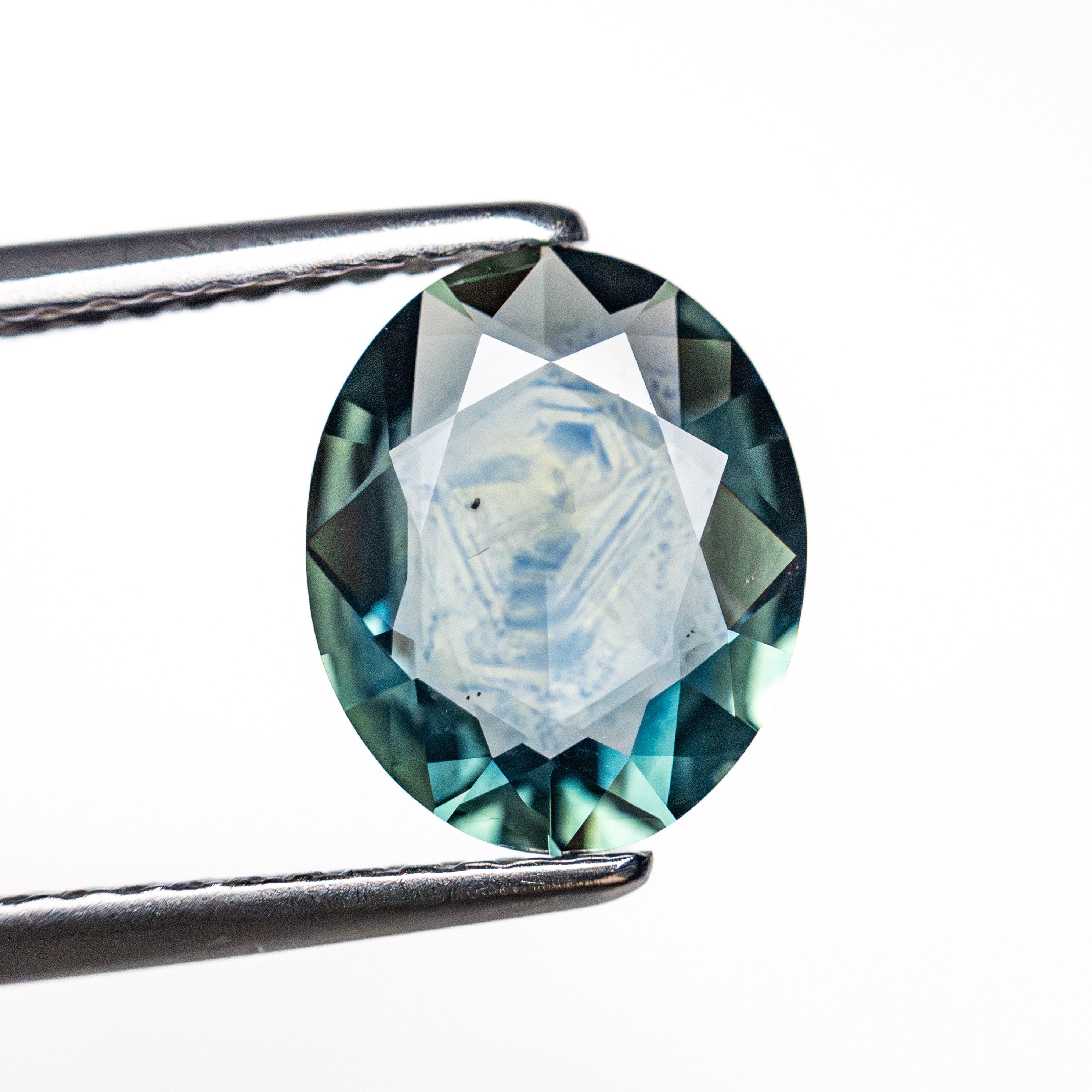 1.76ct 9.16x7.51x2.76mm Oval Brilliant Sapphire 26586-01