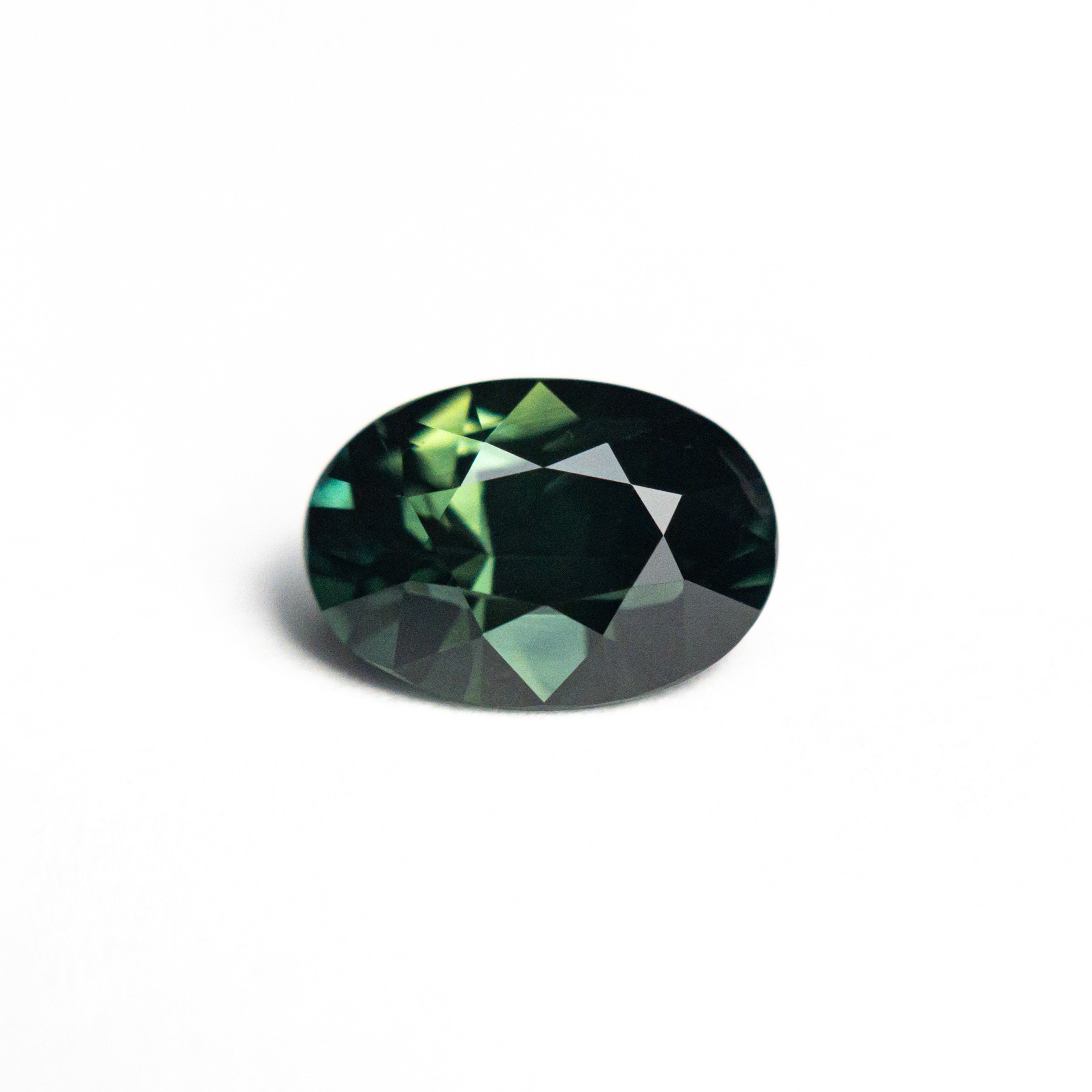 1.65ct 8.49x5.94x4.13mm Oval Brilliant Sapphire 26622-05