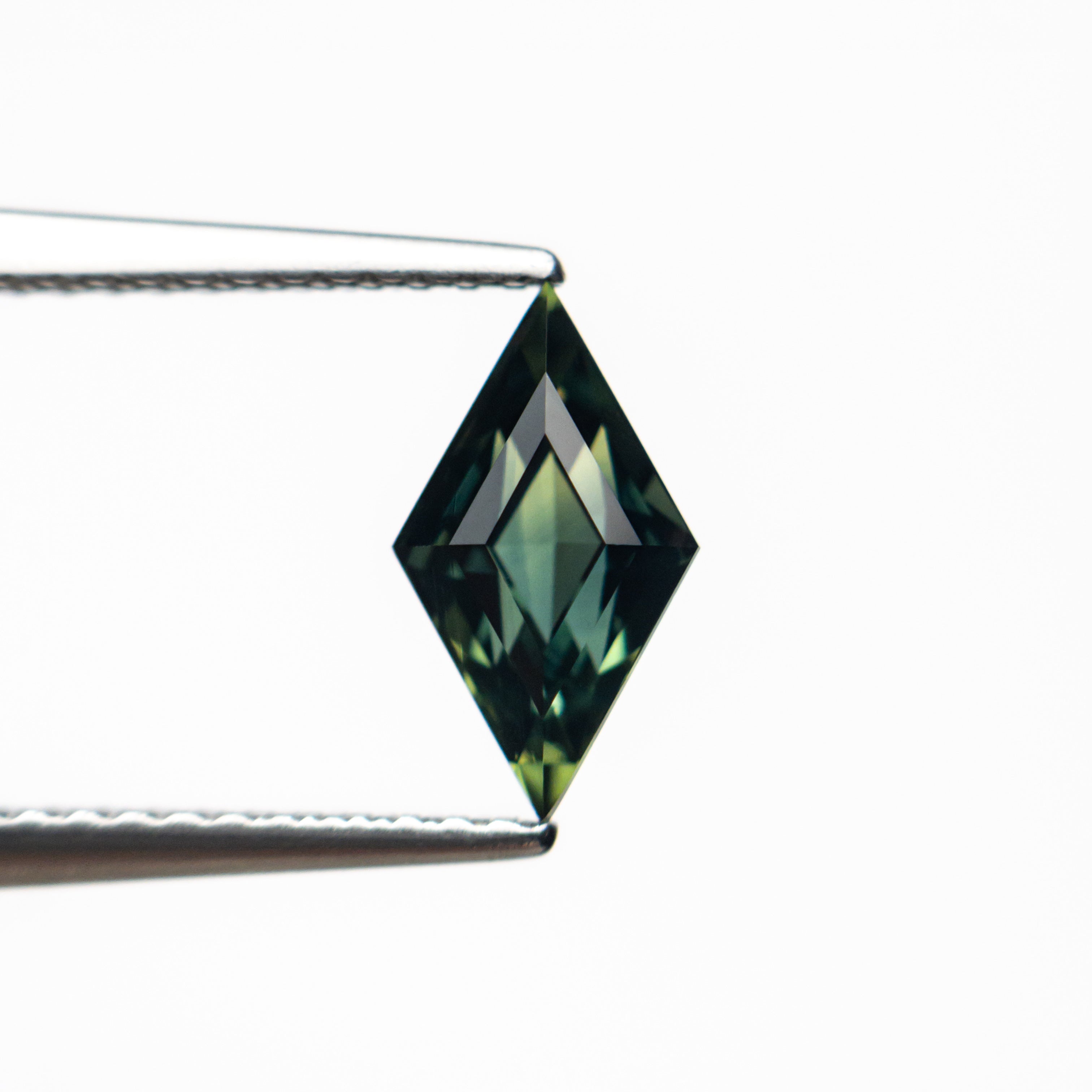 1.16ct 9.51x5.41x4.21mm Lozenge Step Cut Sapphire 26732-01