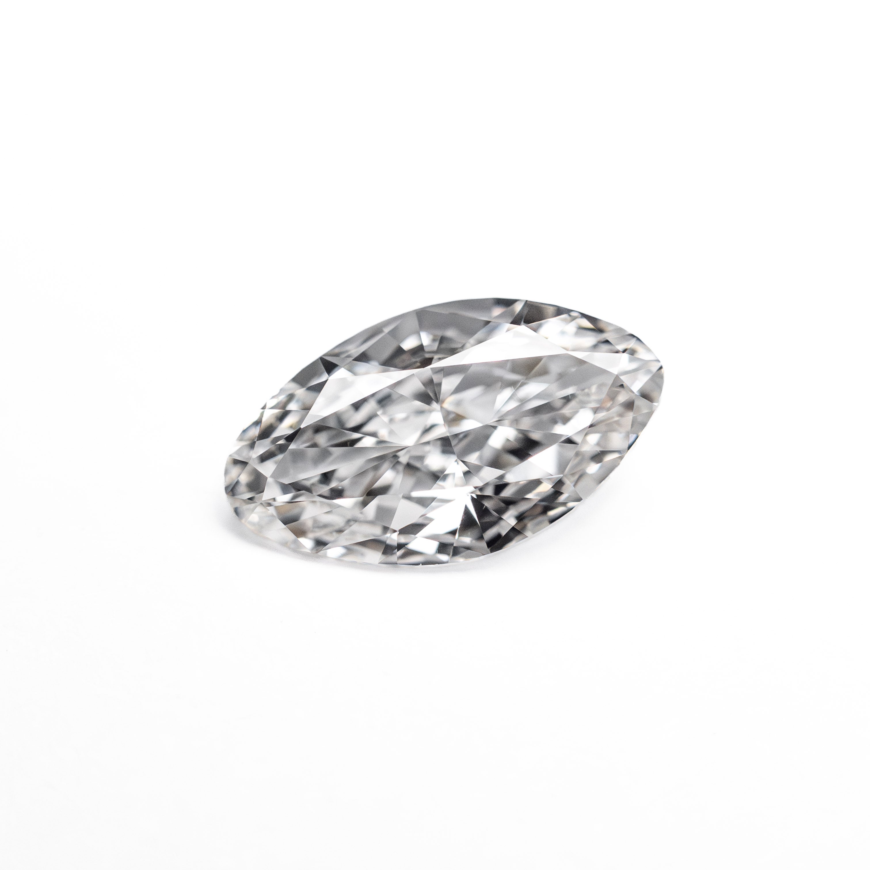 0.71ct 8.81x5.06x2.47mm VS1 E Moval Brilliant 26754-02