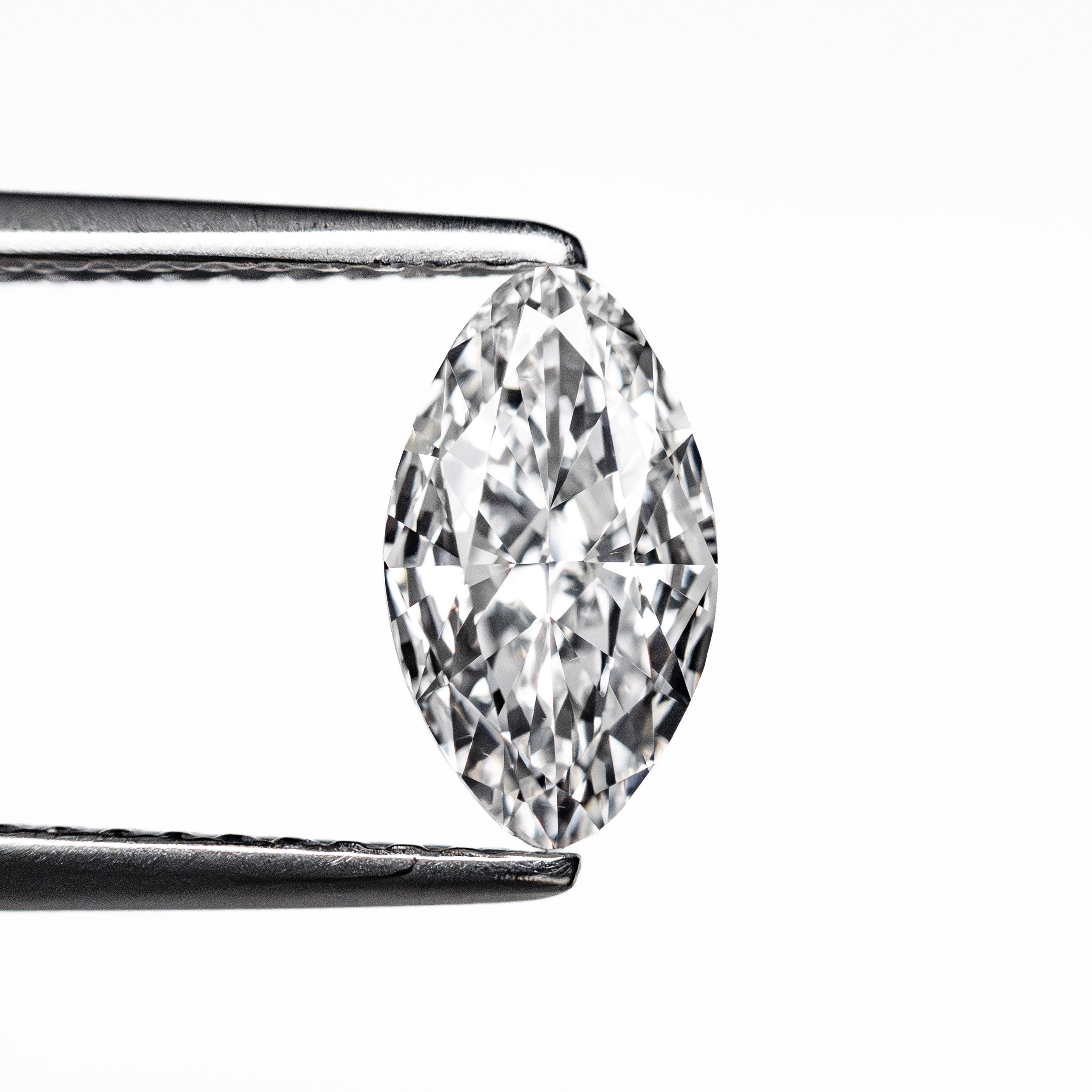 0.71ct 8.81x5.06x2.47mm VS1 E Moval Brilliant 26754-02