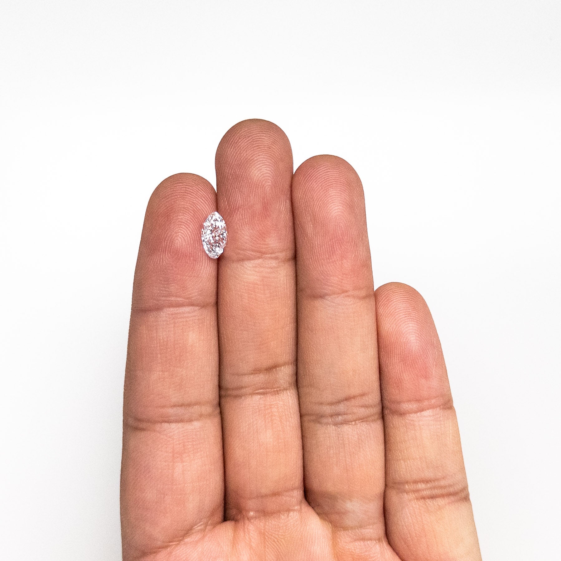 0.71ct 8.81x5.06x2.47mm VS1 E Moval Brilliant 26754-02