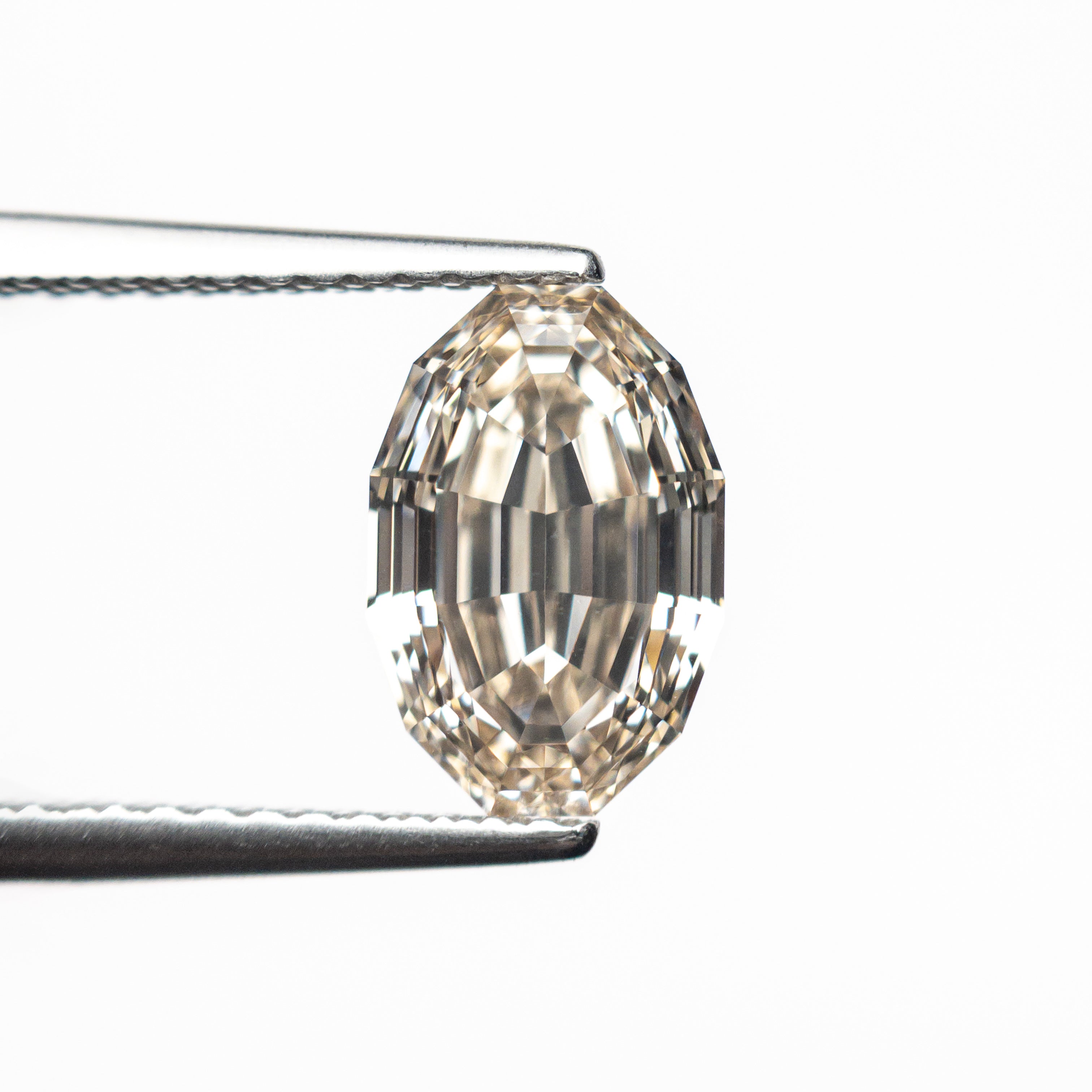 2.01ct 9.07x6.08x4.23mm VS1 C3 Geo Oval Step Cut π¨π¦ 26811-01