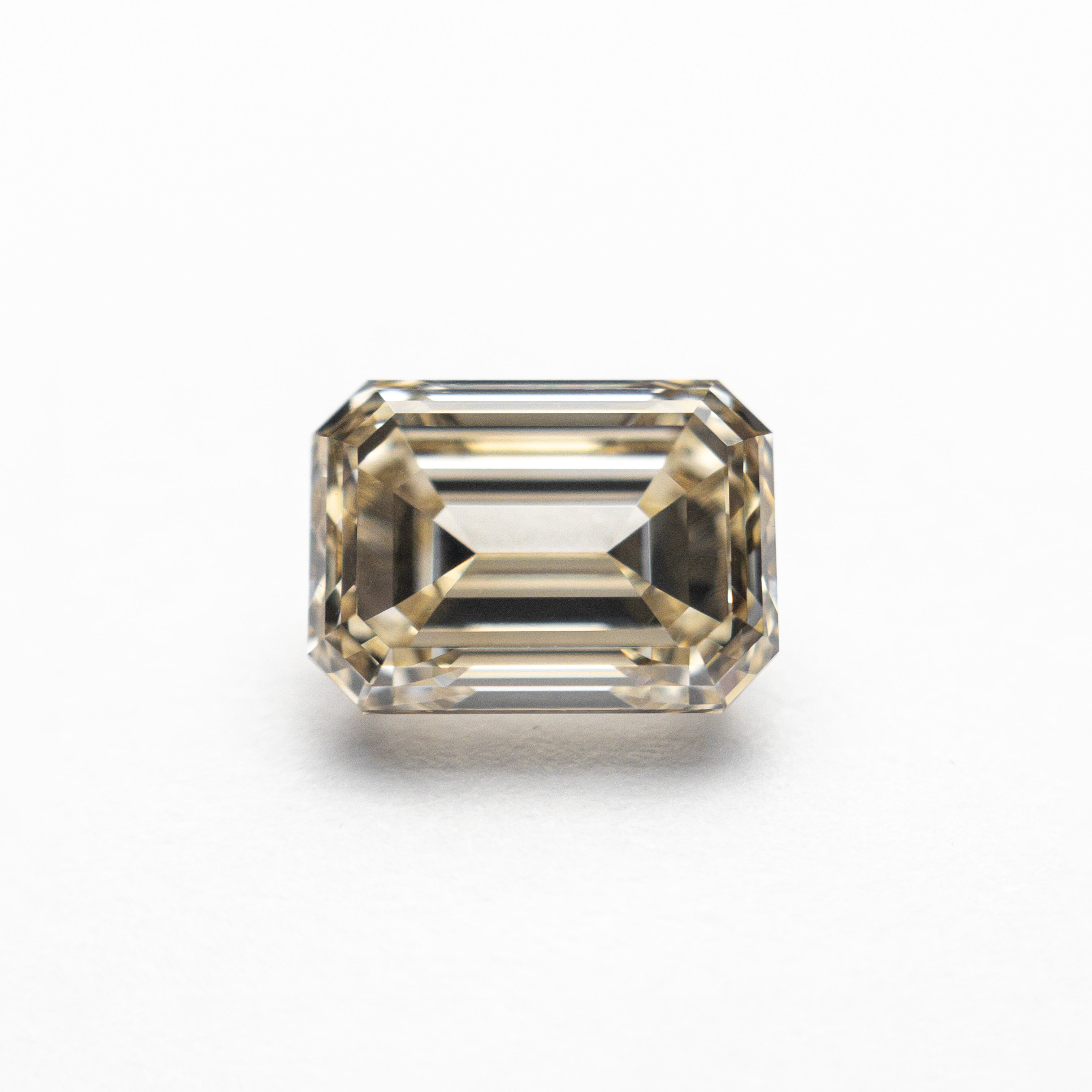 2.01ct 8.02x5.86x4.01mm Cut Corner Rectangle Step Cut π¨π¦ 27083-01