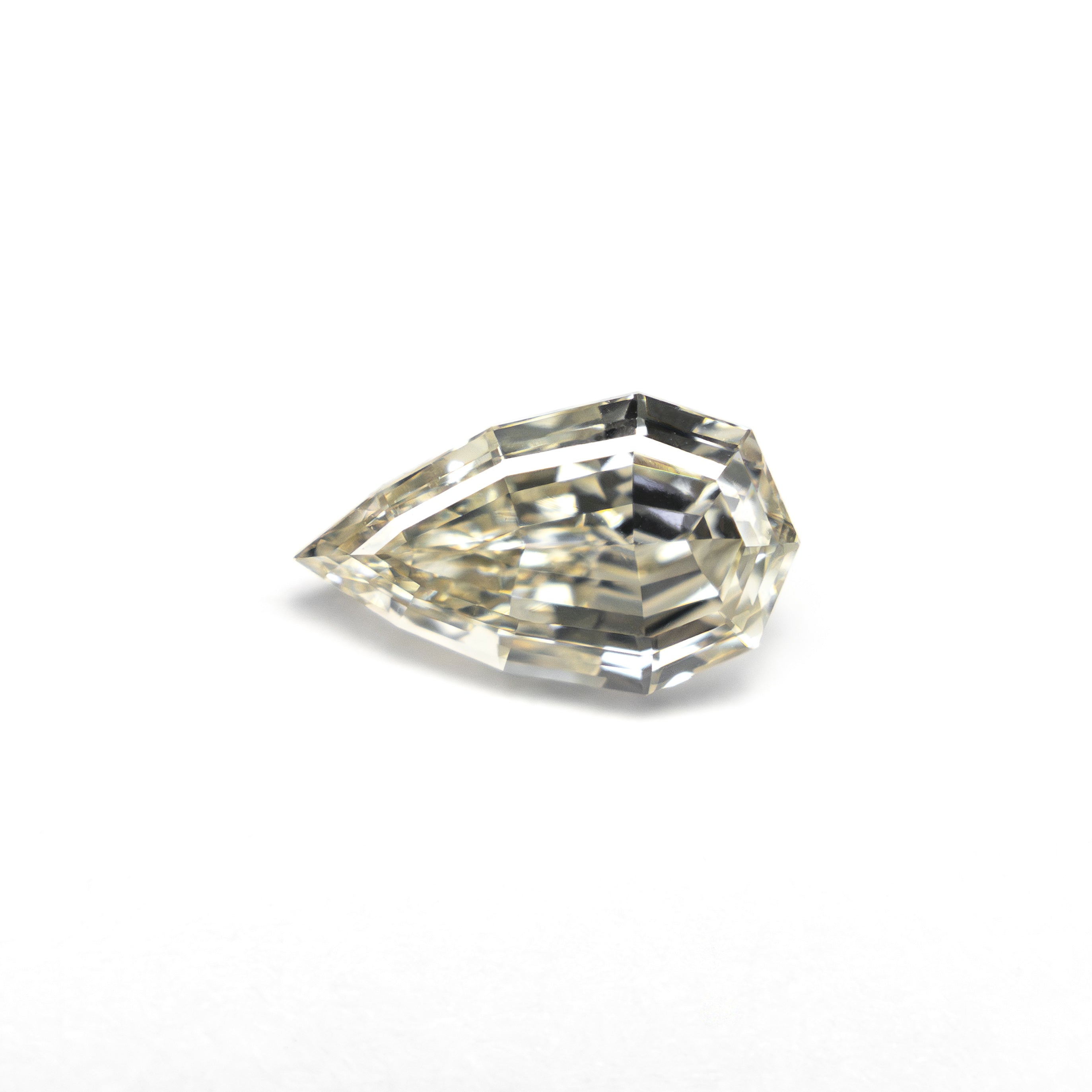 0.71ct 7.85x4.68x2.90mm VVS2 Q-R Geo Pear Step Cut ๐ฟ๐ฆ 27364-15