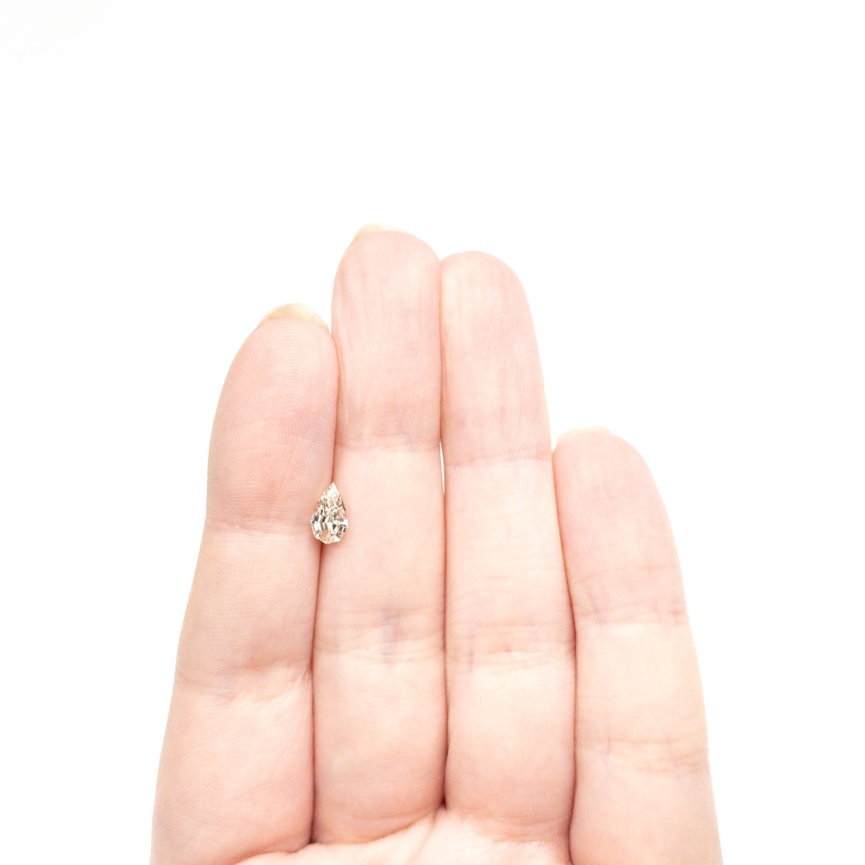 0.71ct 7.85x4.68x2.90mm VVS2 Q-R Geo Pear Step Cut ๐ฟ๐ฆ 27364-15