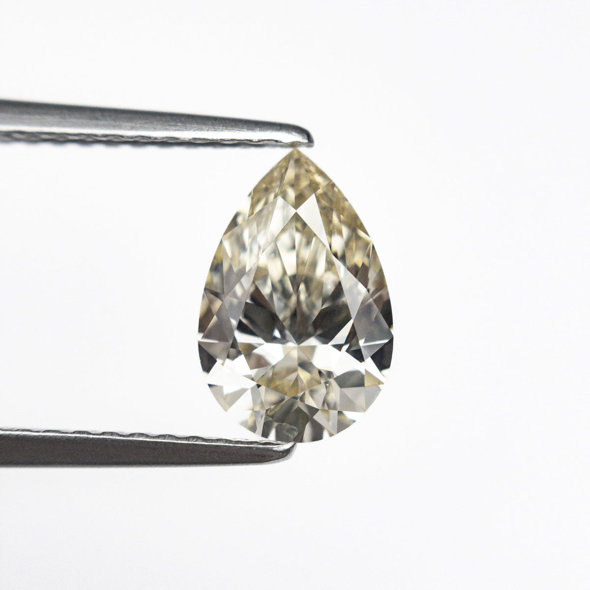 1.20ct 9.20x5.99x3.69mm VS2 O-P Pear Brilliant π¨π¦ 27376-05