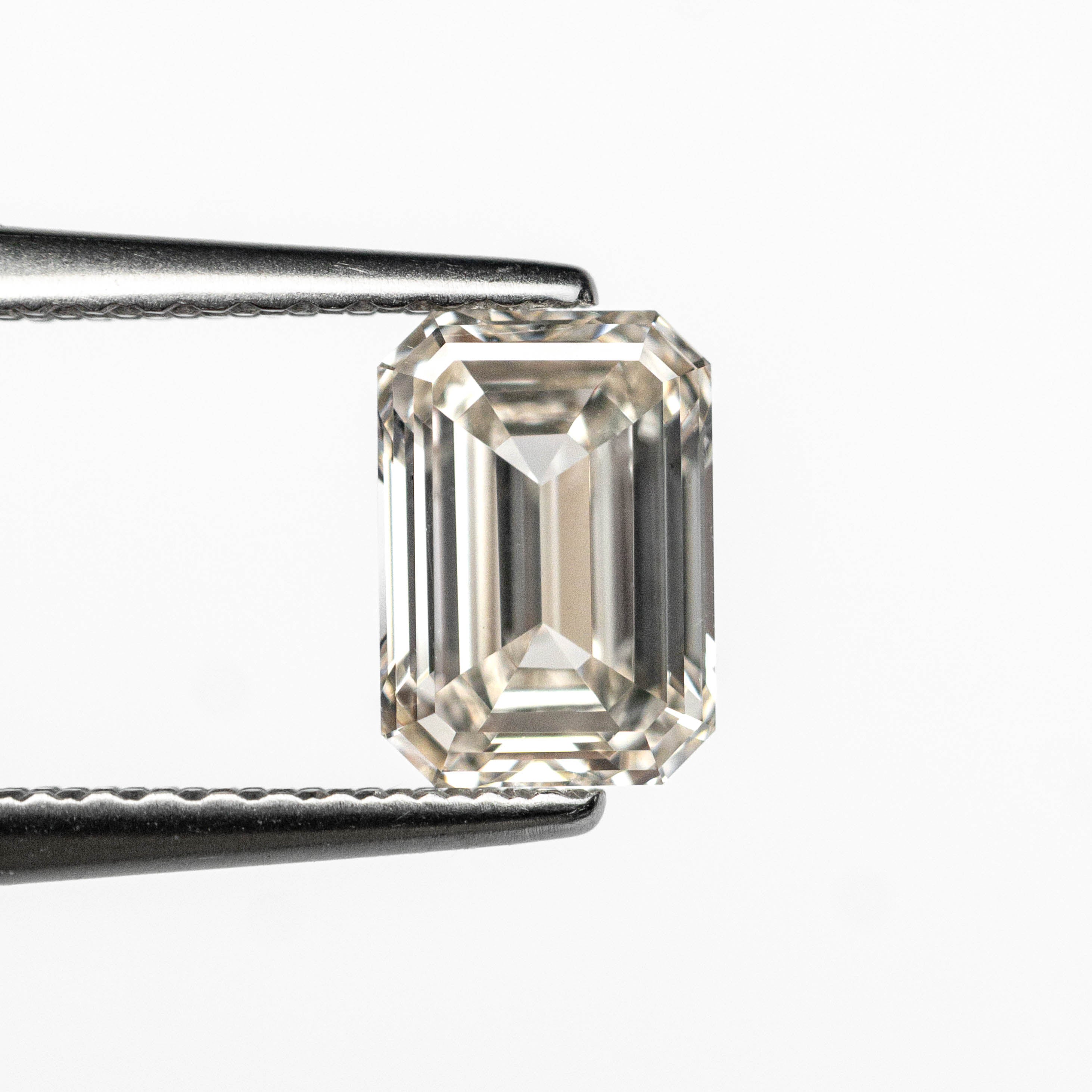 1.00ct 6.86x4.84x2.86mm VS1 L Cut Corner Rectangle Step Cut 🇨🇦 27376-08