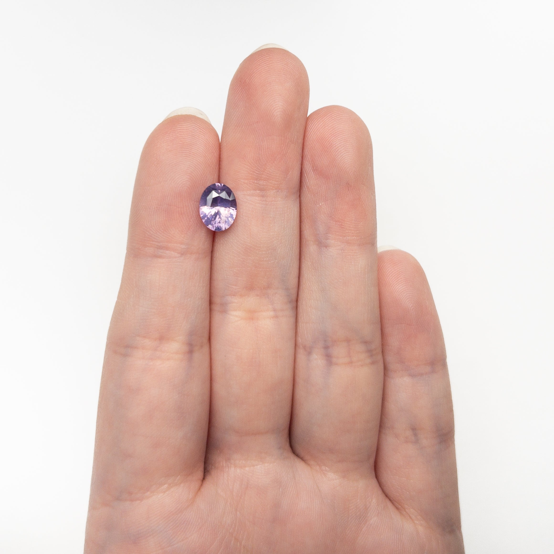 2.57ct 8.67x6.72x5.12mm Oval Brilliant Sapphire 27446-01