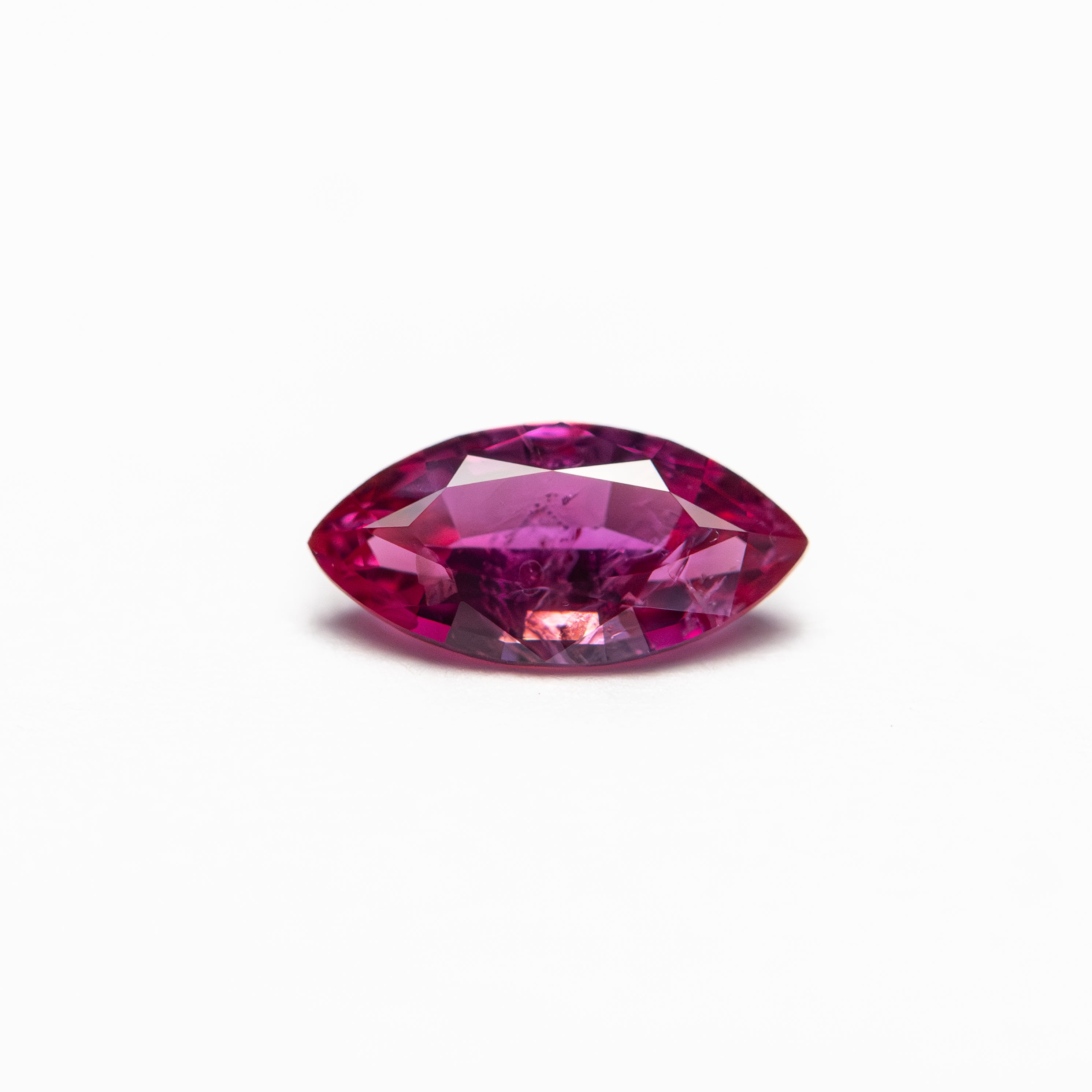 0.53ct 7.50x3.81x2.49mm Marquise Brilliant Sapphire 27956-14