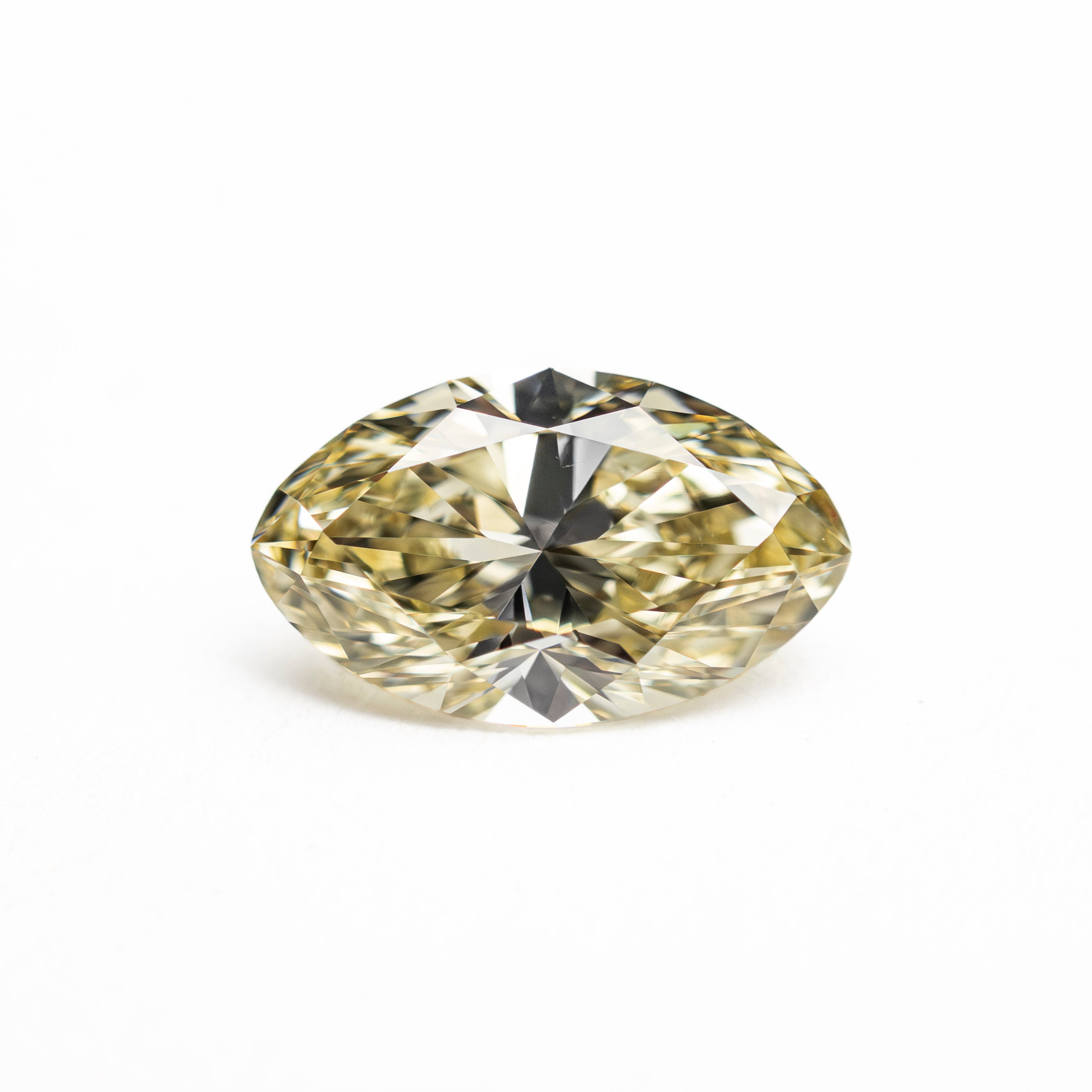1.14ct 9.10x5.50x3.64mm VVS2 Light Yellow Moval Brilliant π¨π¦ 27993-01
