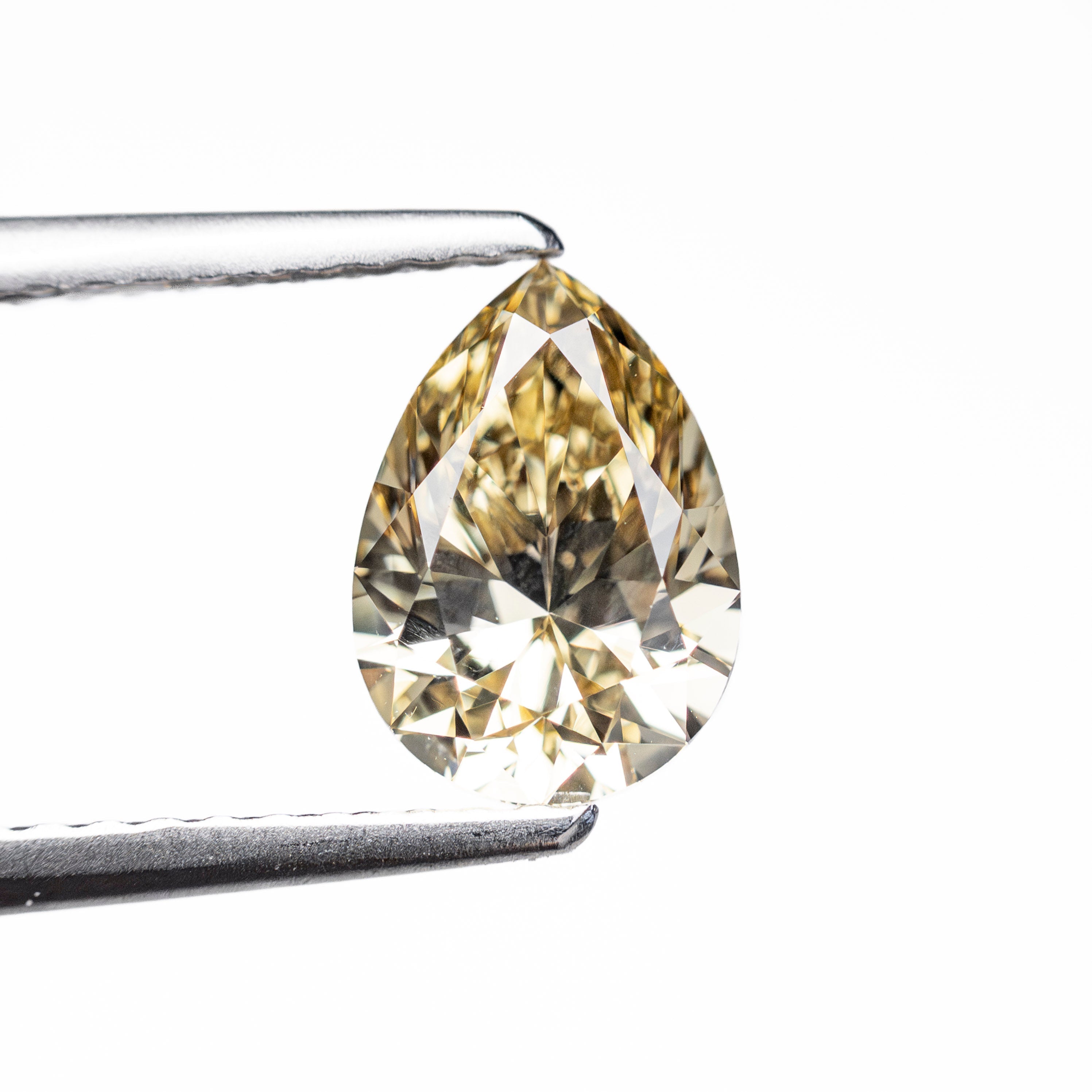 1.10ct 8.39x5.89x3.68mm VS2 C5 Pear Brilliant π¨π¦ 28002-01