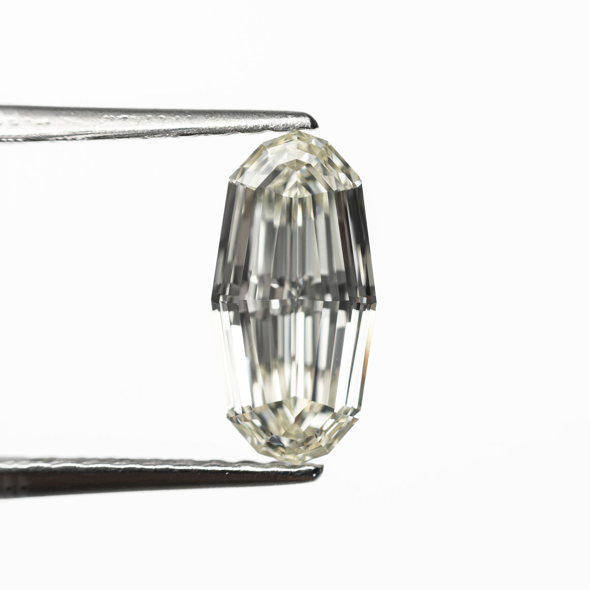 1.00ct 9.15x4.51x2.88mm GIA VVSI K Geo Oval Step Cut 28330-01