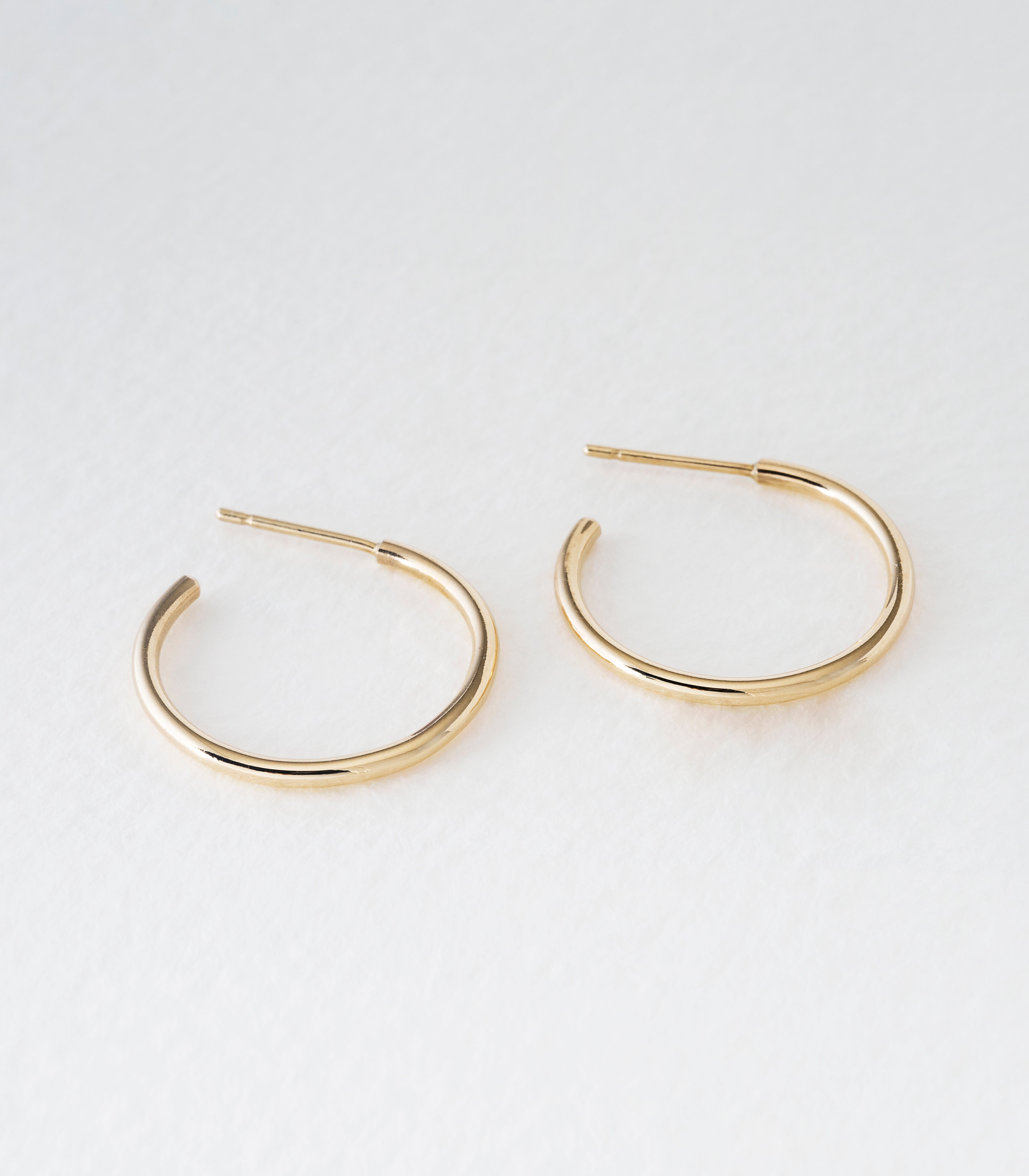 Billie Hoops