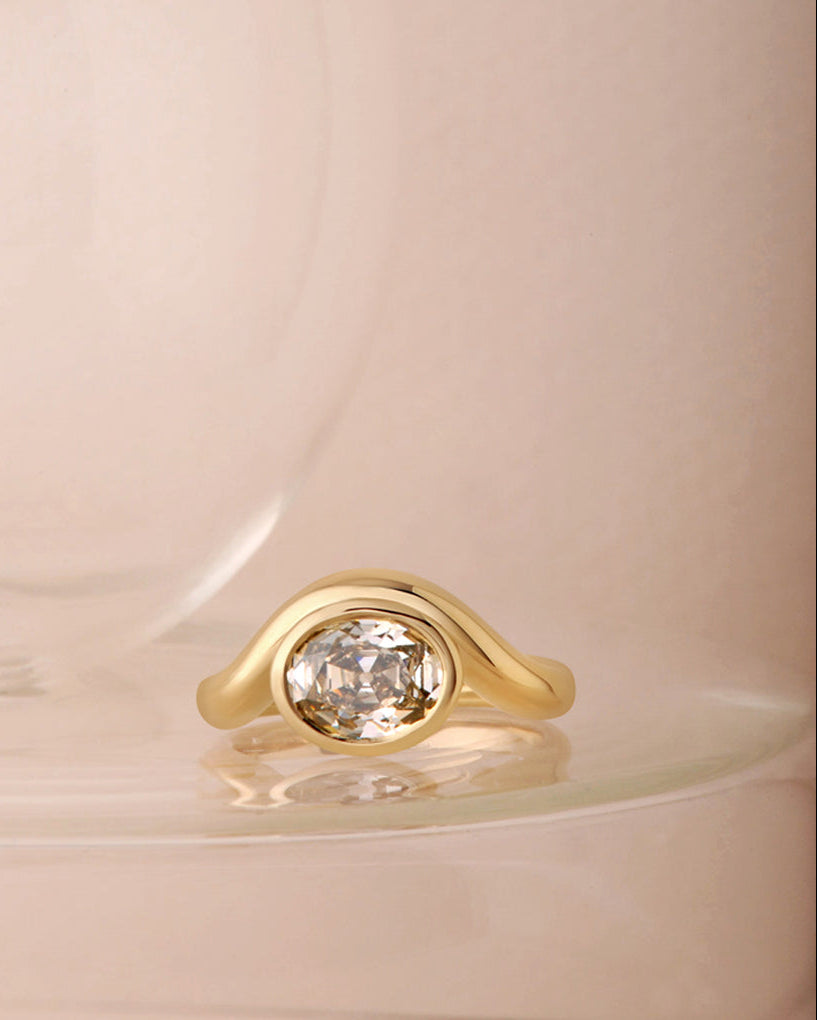 Ondina Ring - Champagne Modern Antique Oval Cut Canadian Diamond