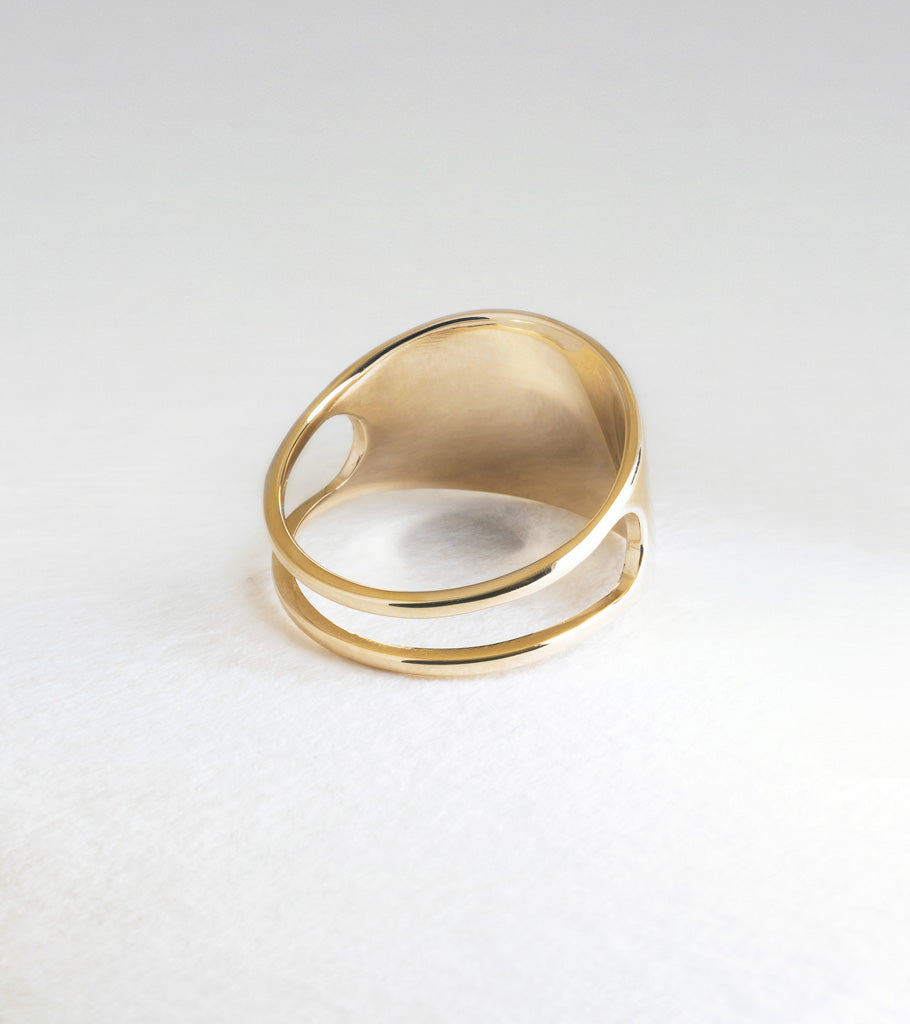 Shield Ring