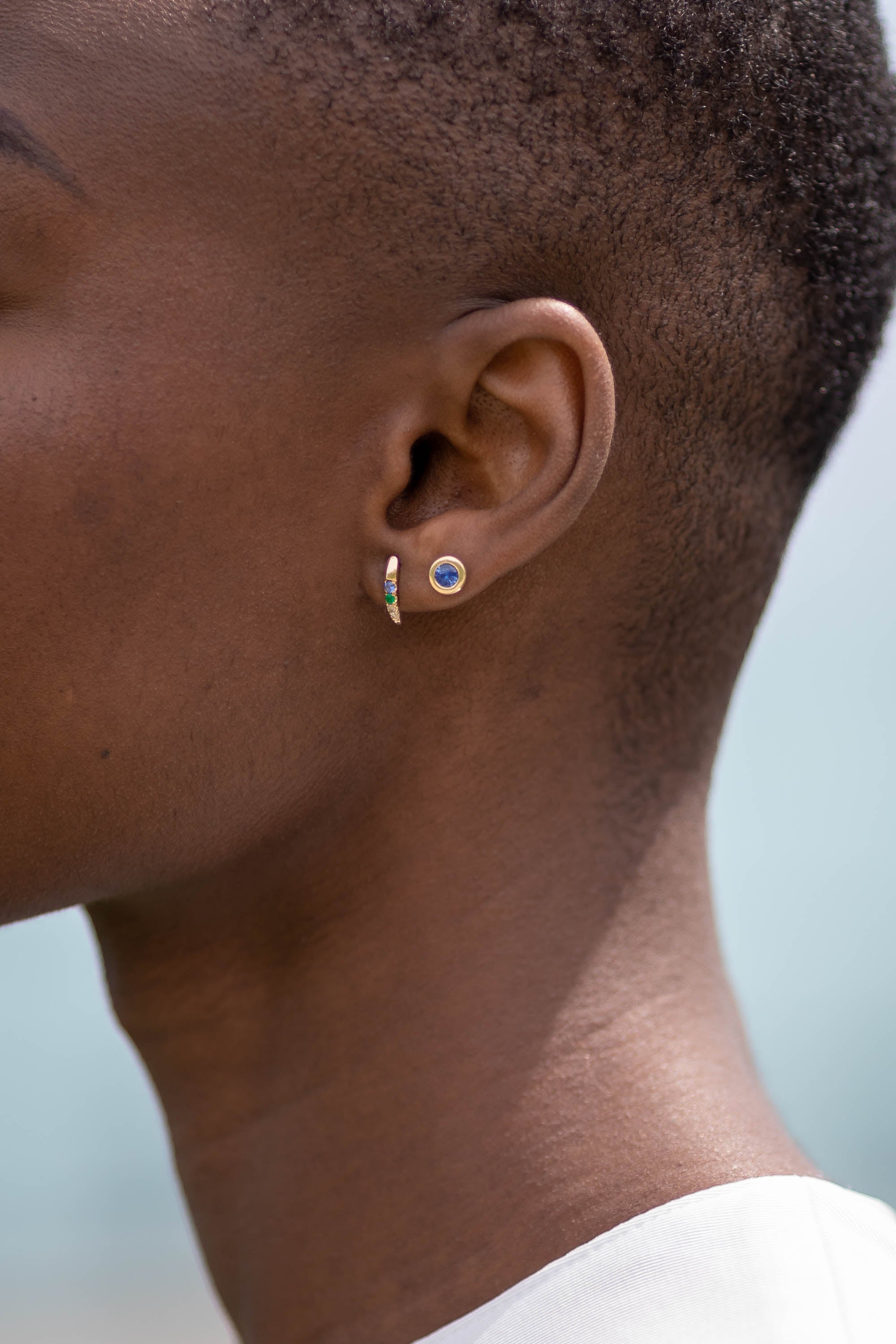 Buoy Studs - Blue Sapphires