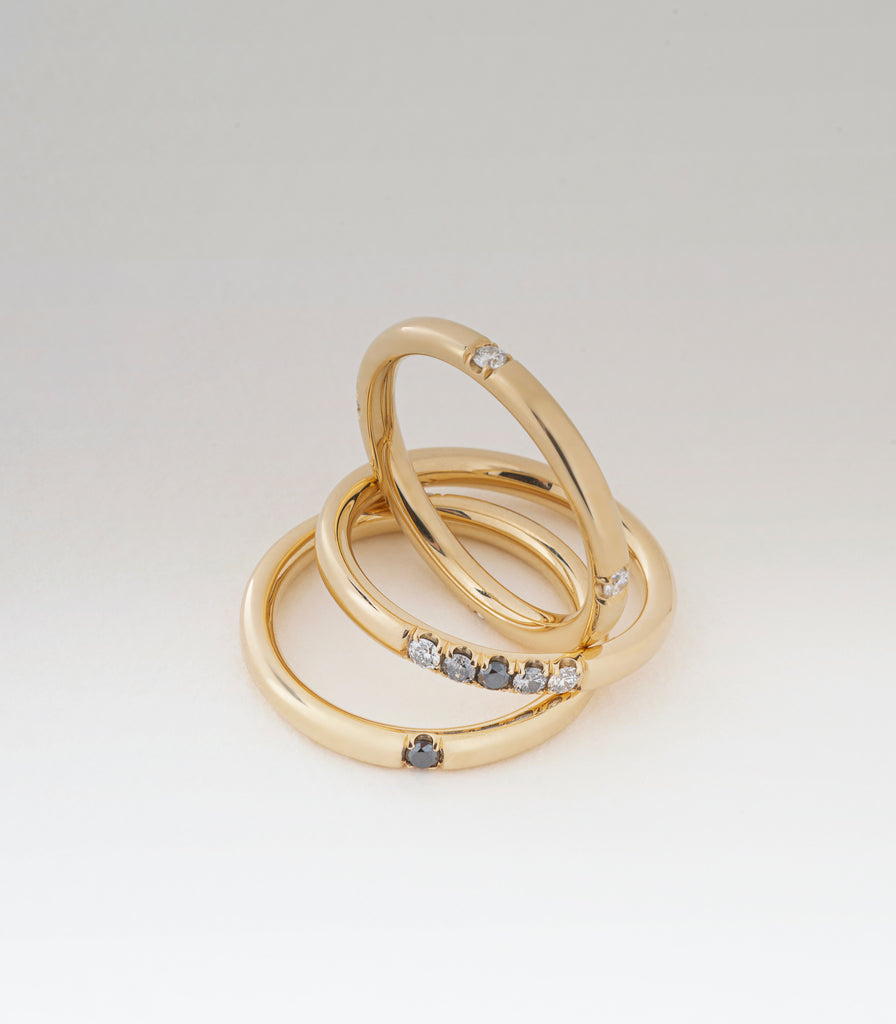 WOMEN'S WEDDING BANDS