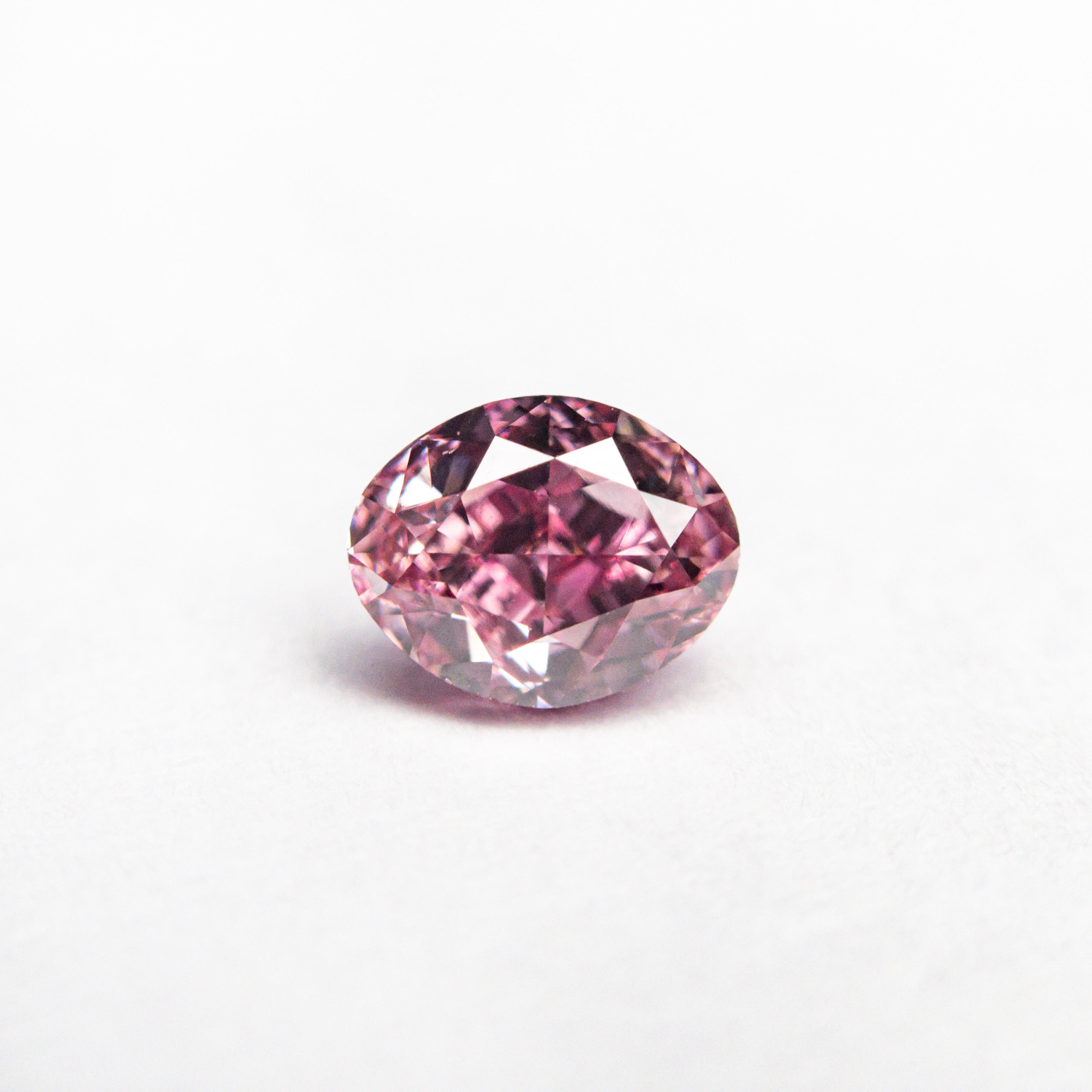 0.61ct 5.57x4.44x3.13mm GIA VS2 Fancy Pink Oval Brilliant 🇦🇺 24137-01