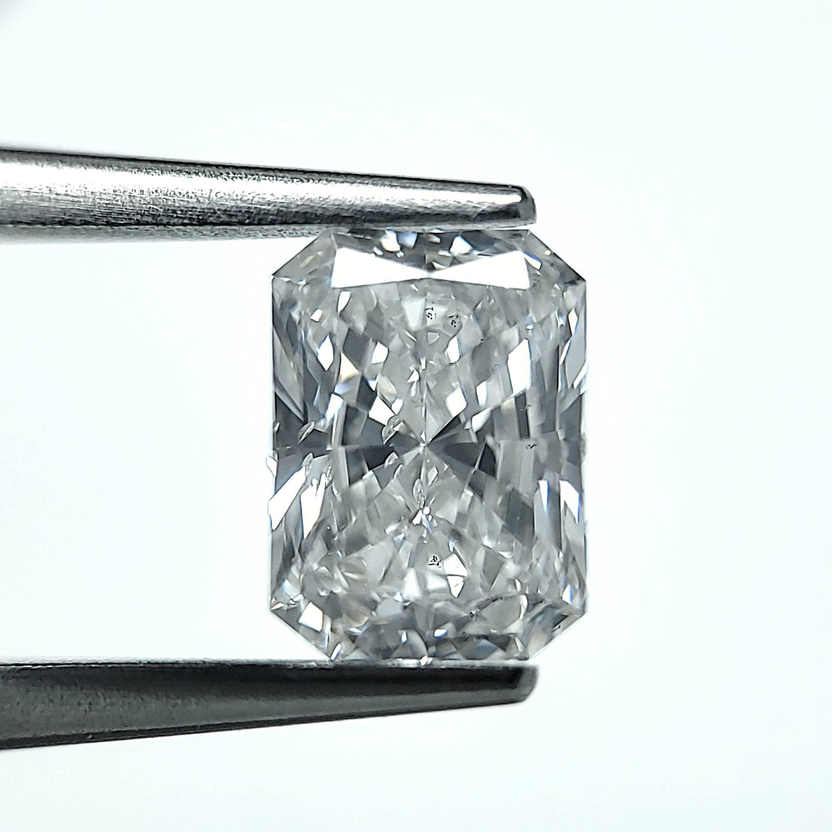 RA 1.52ct F, SI2, GIA# 6465282535, CanadaMark CM-408567 Diavik
