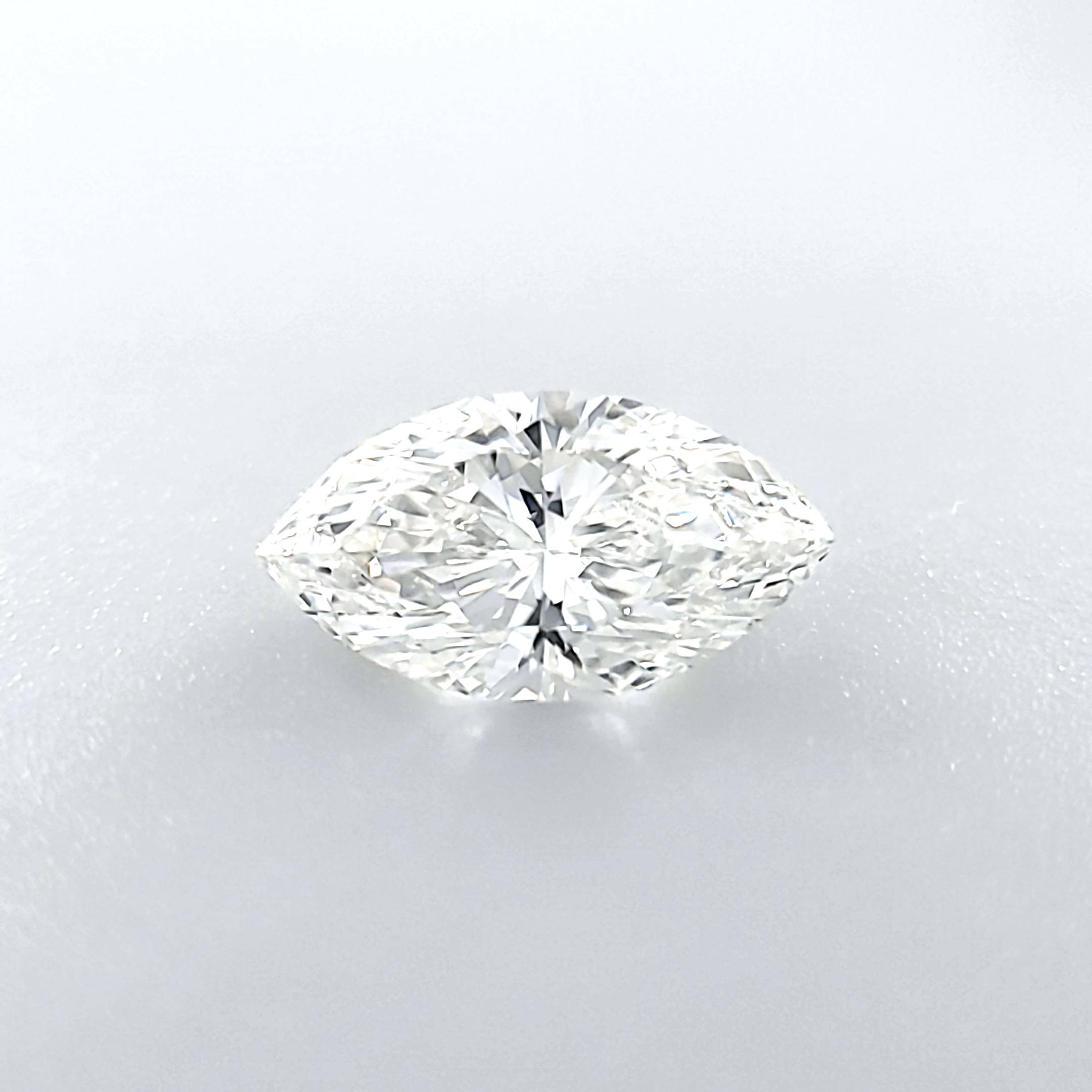 0.72 MQ H VVS1 EX VG Canada CanadaMark GIA 2496116028 CM-413647