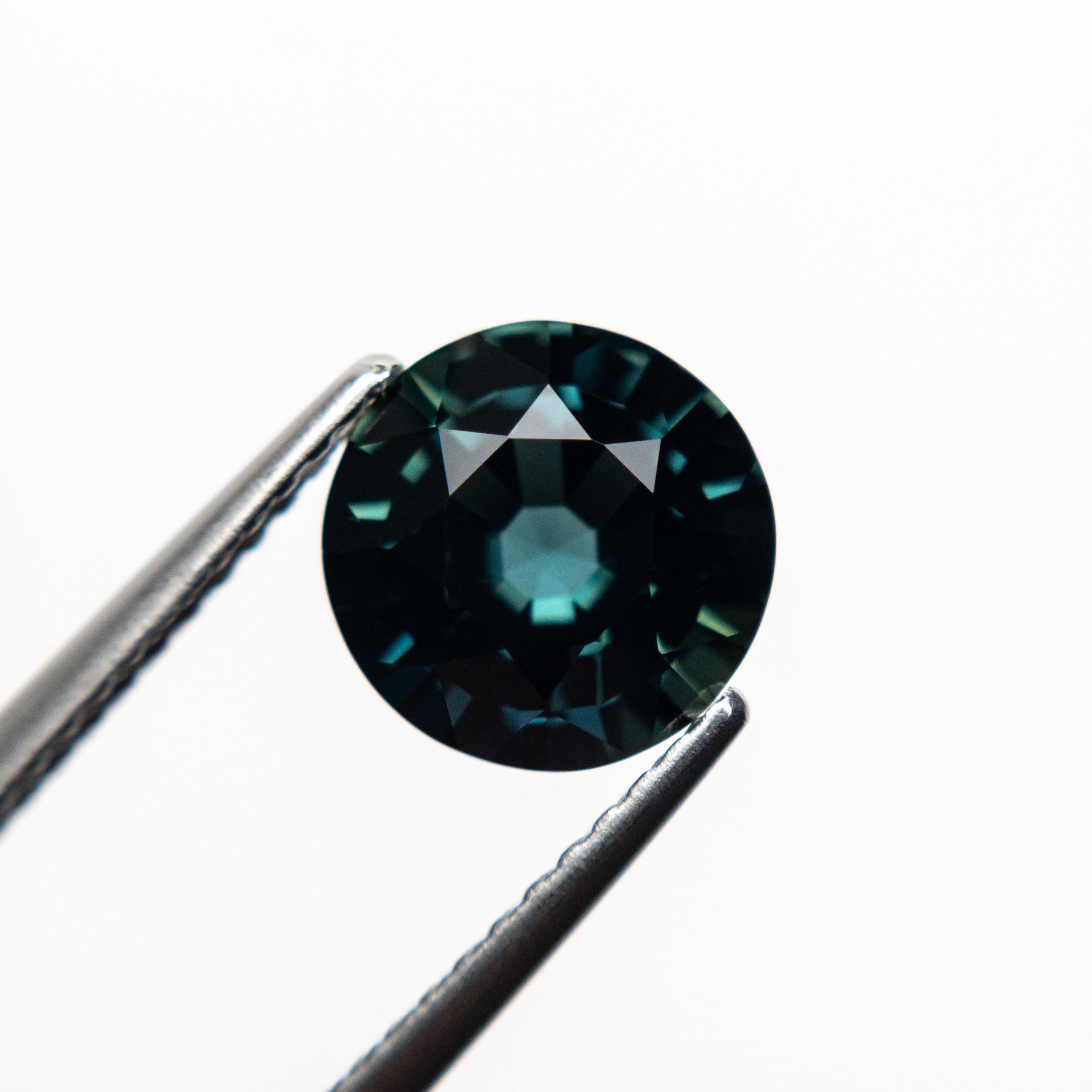 2.09ct 7.77x7.70x4.71mm Round Brilliant Sapphire 20960-10