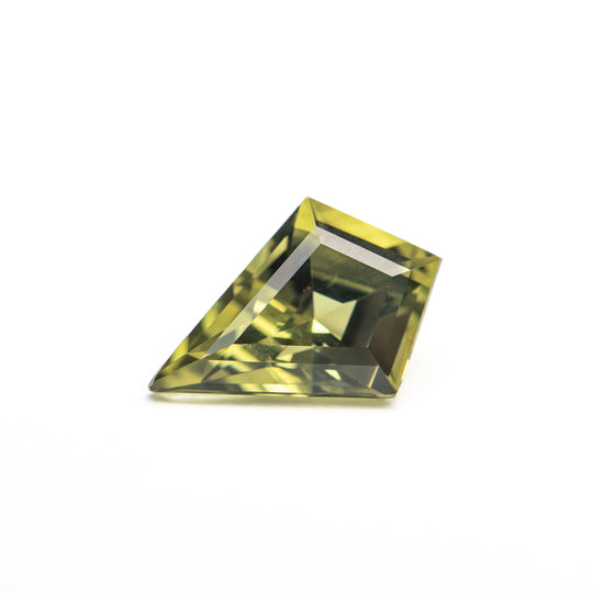 1.26ct 9.30x6.34x4.02mm Kite Step Cut Sapphire 25386-07