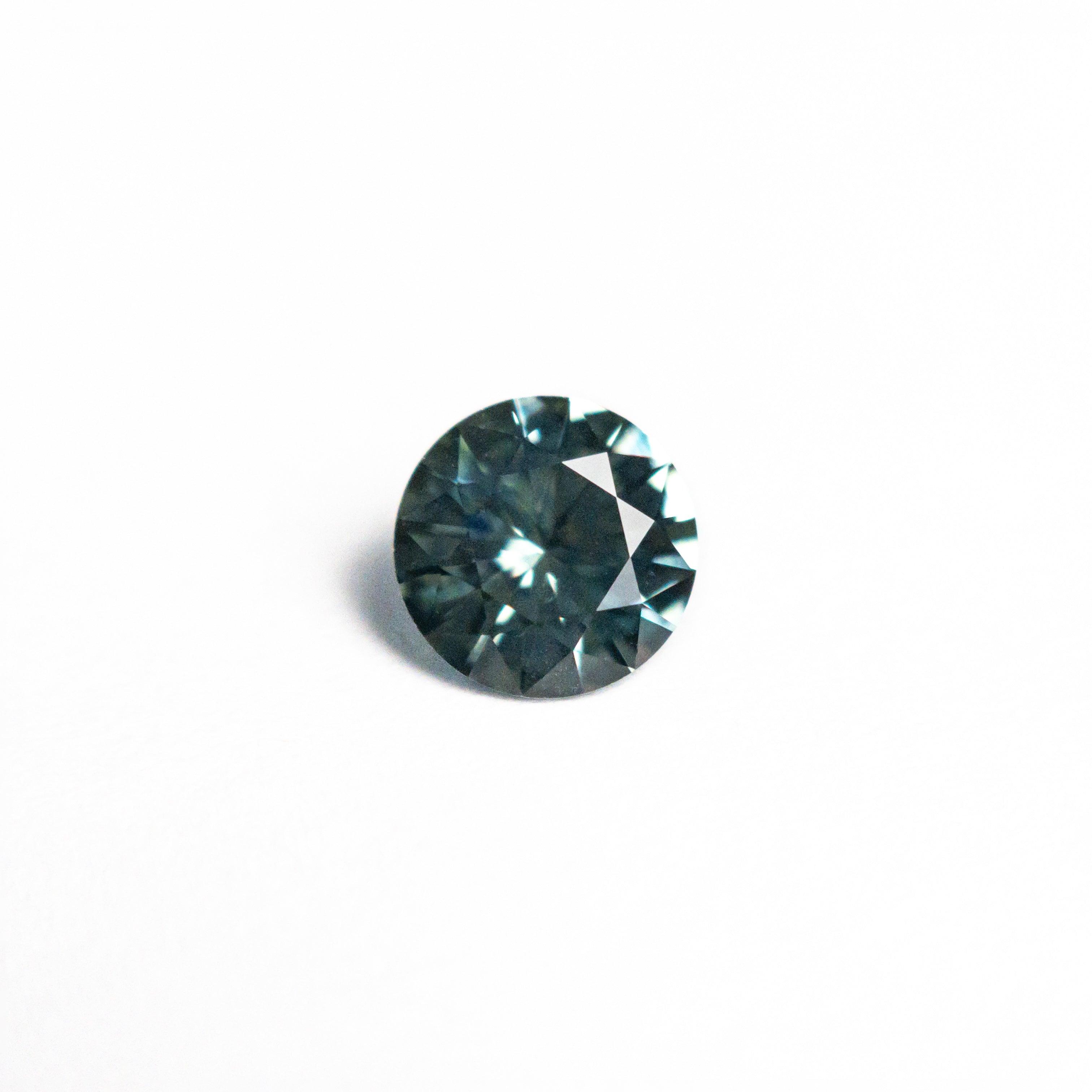 0.60ct 5.27x5.26x3.14mm Round Brilliant Sapphire 25397-01