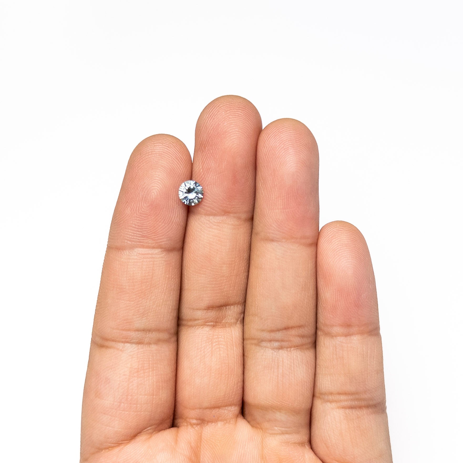 0.73ct 5.54x5.56x3.36mm Round Brilliant Sapphire 26134-01