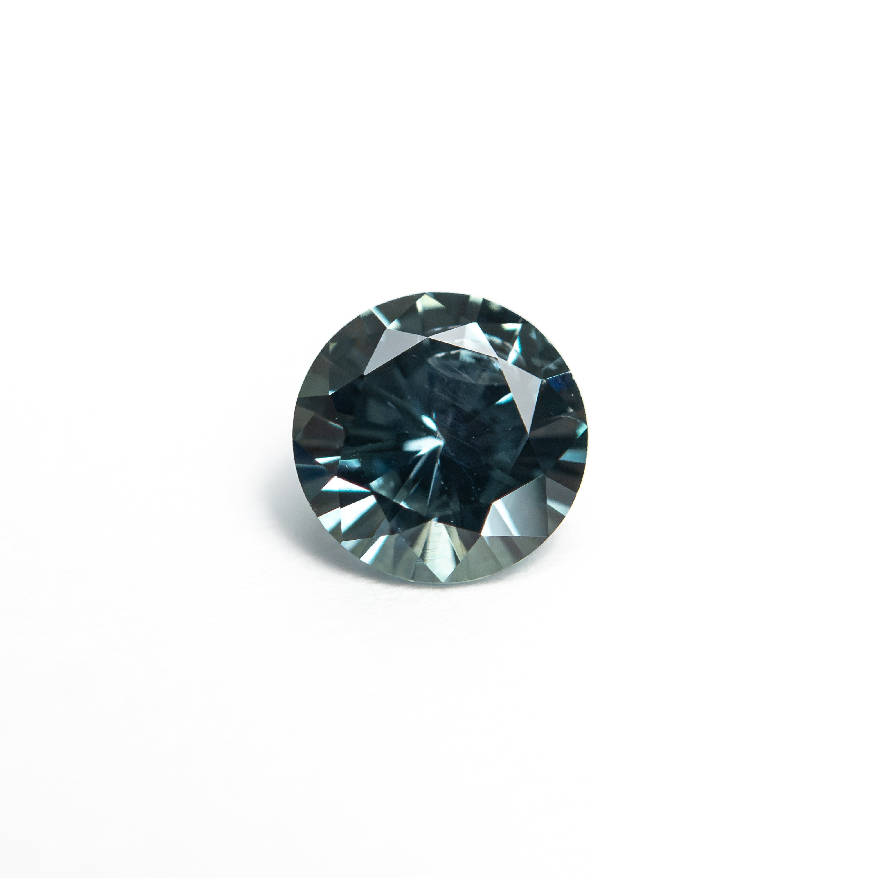 0.75ct 5.54x5.53x3.42mm Round Brilliant Sapphire 26134-13