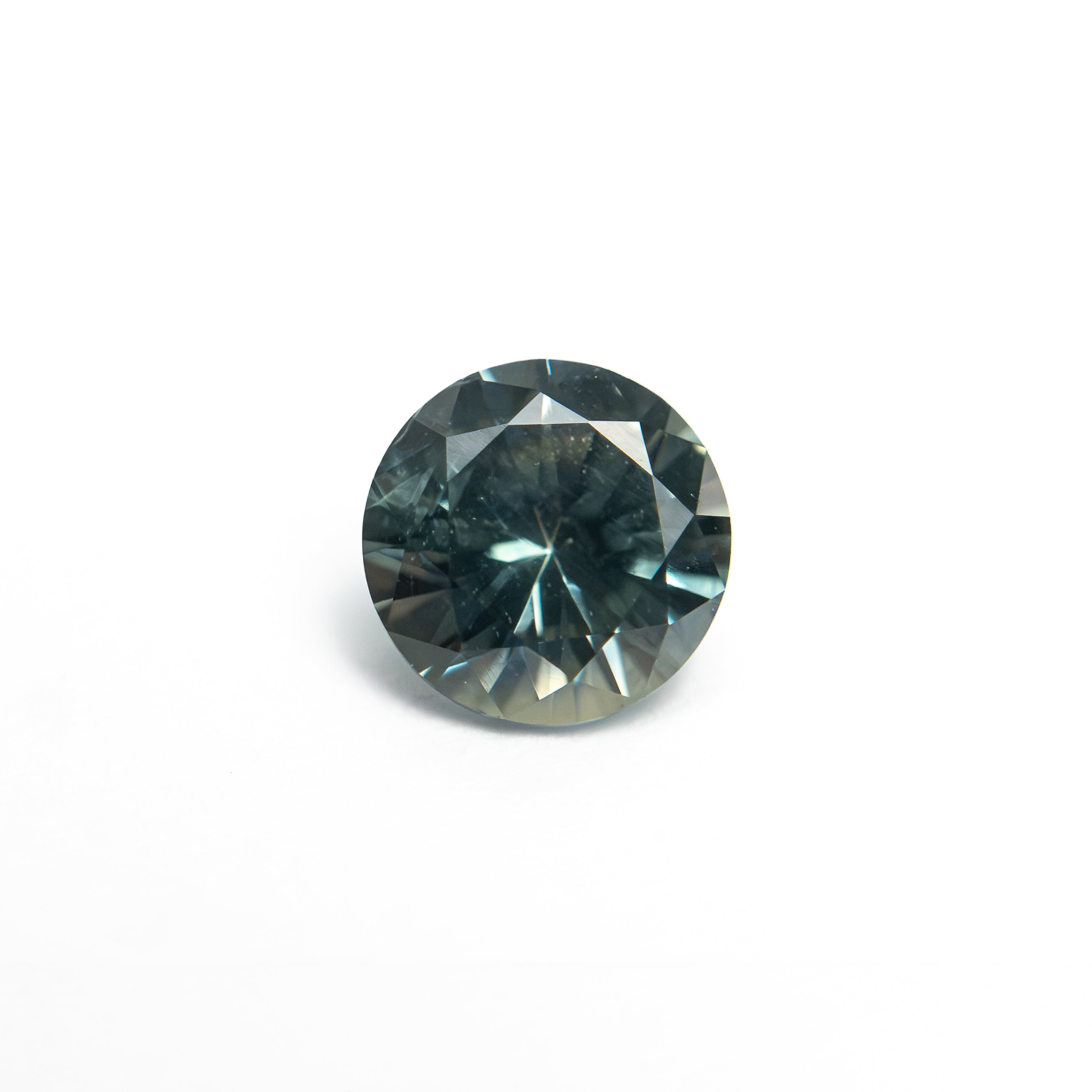 0.81ct 5.54x5.51x3.56mm Round Brilliant Sapphire 26134-24
