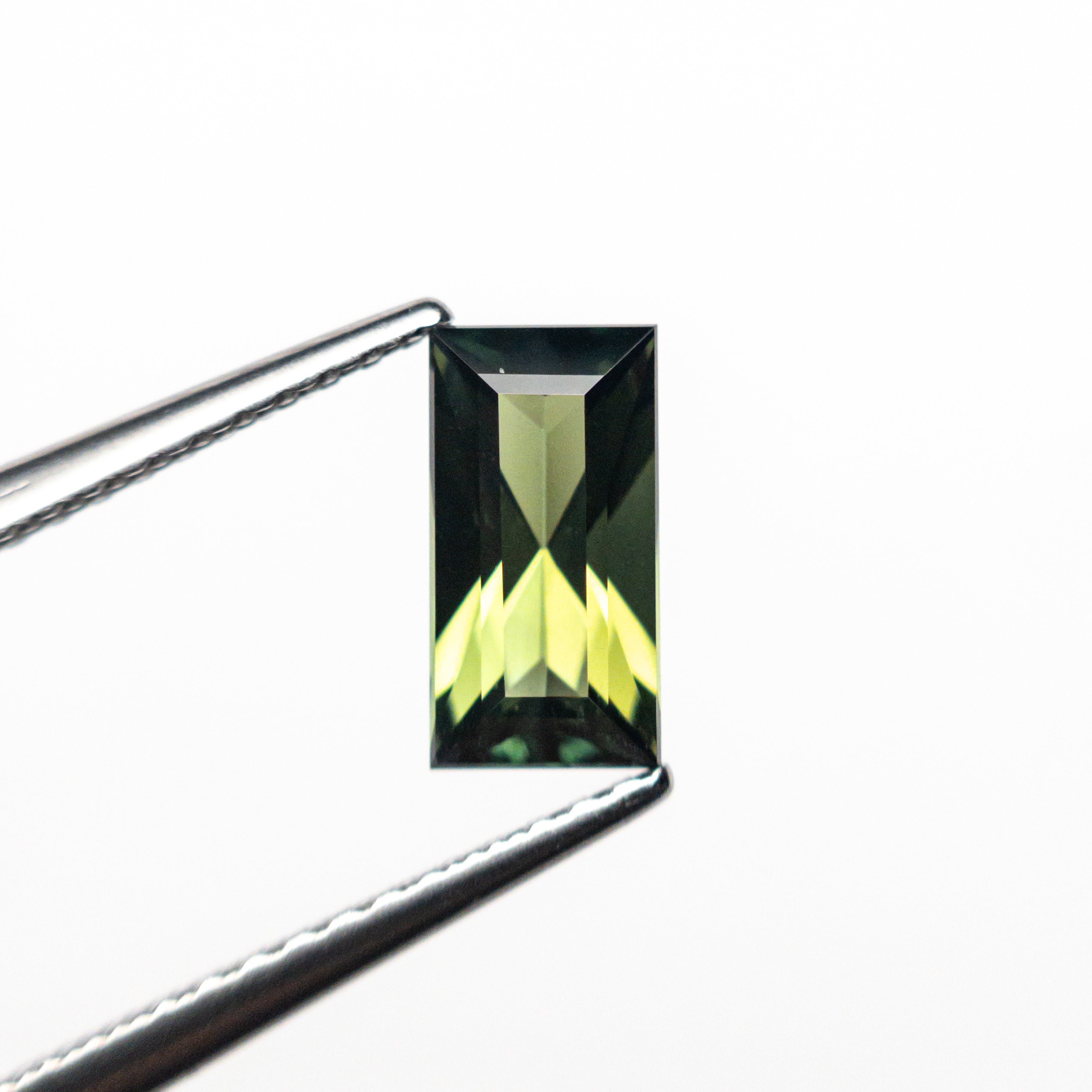 1.07ct 8.04x4.16x3.30mm Rectangle Step Cut Sapphire 26495-04