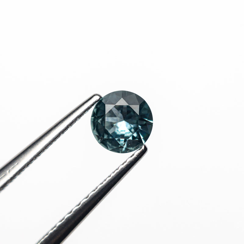 0.44ct 4.83x4.78x2.52mm Round Brilliant Sapphire 26556-22