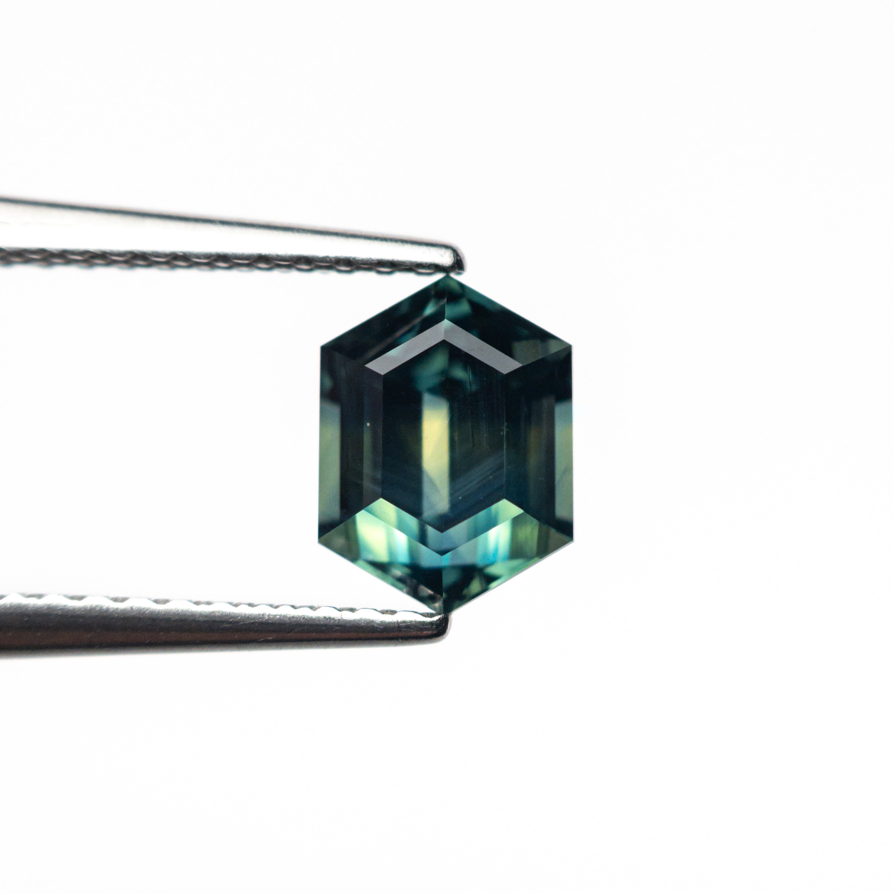 1.44ct 7.21x5.37x4.39mm Hexagon Step Cut Sapphire 26728-01