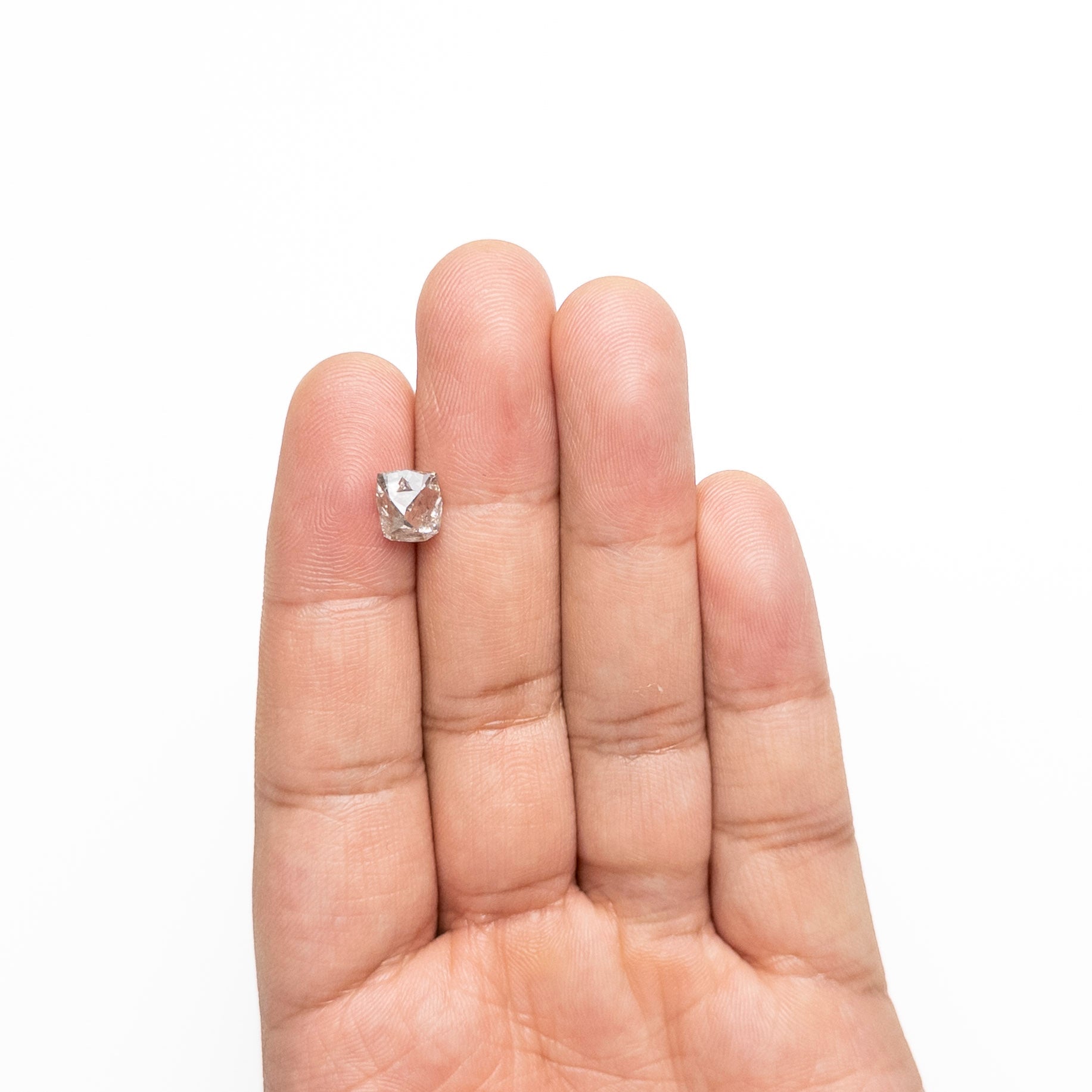 3.22ct 9.01x8.10x7.15mm Octahedron 🇨🇦 26869-01