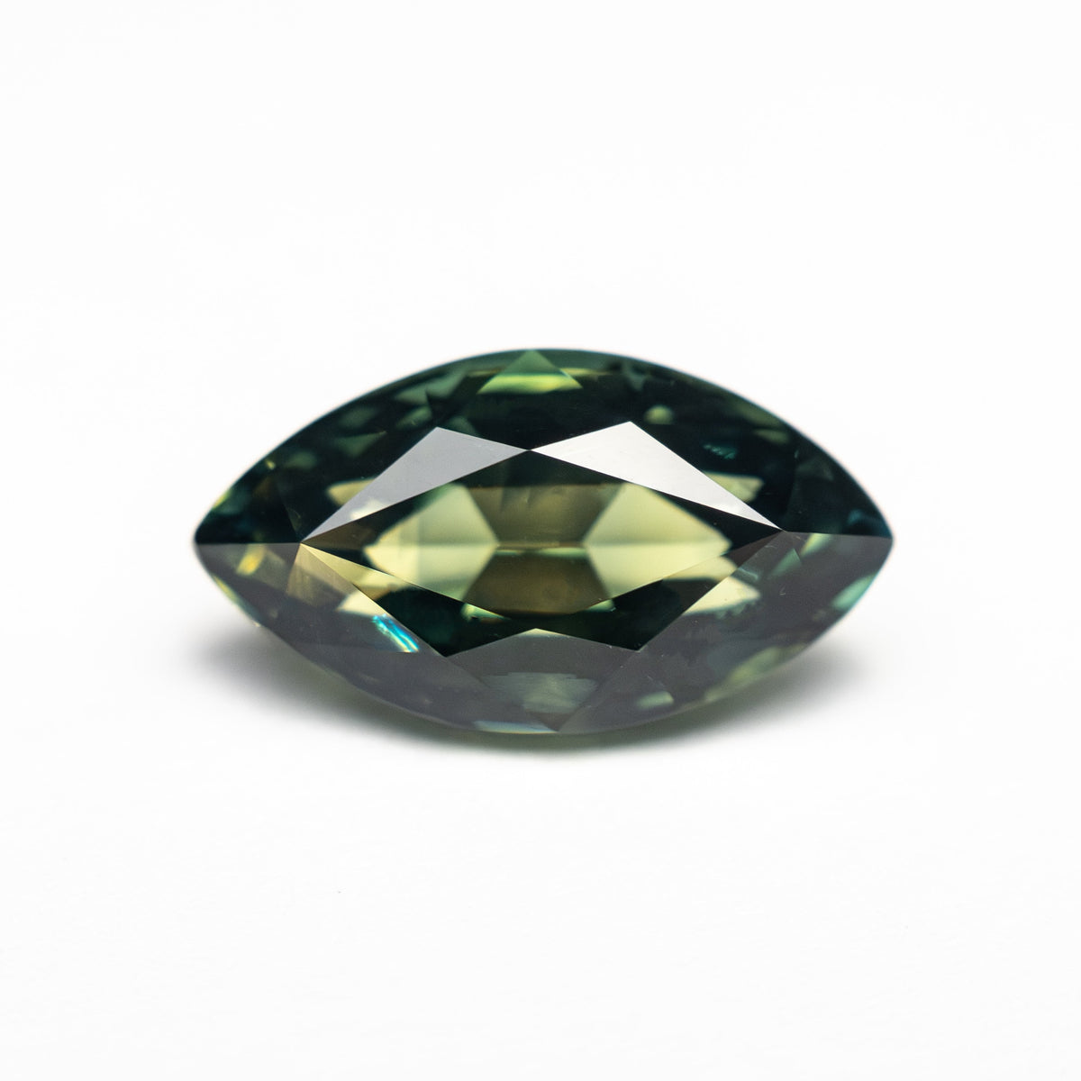 2.94ct 11.61x6.44x5.02mm Marquise Brilliant Sapphire 27347-02
