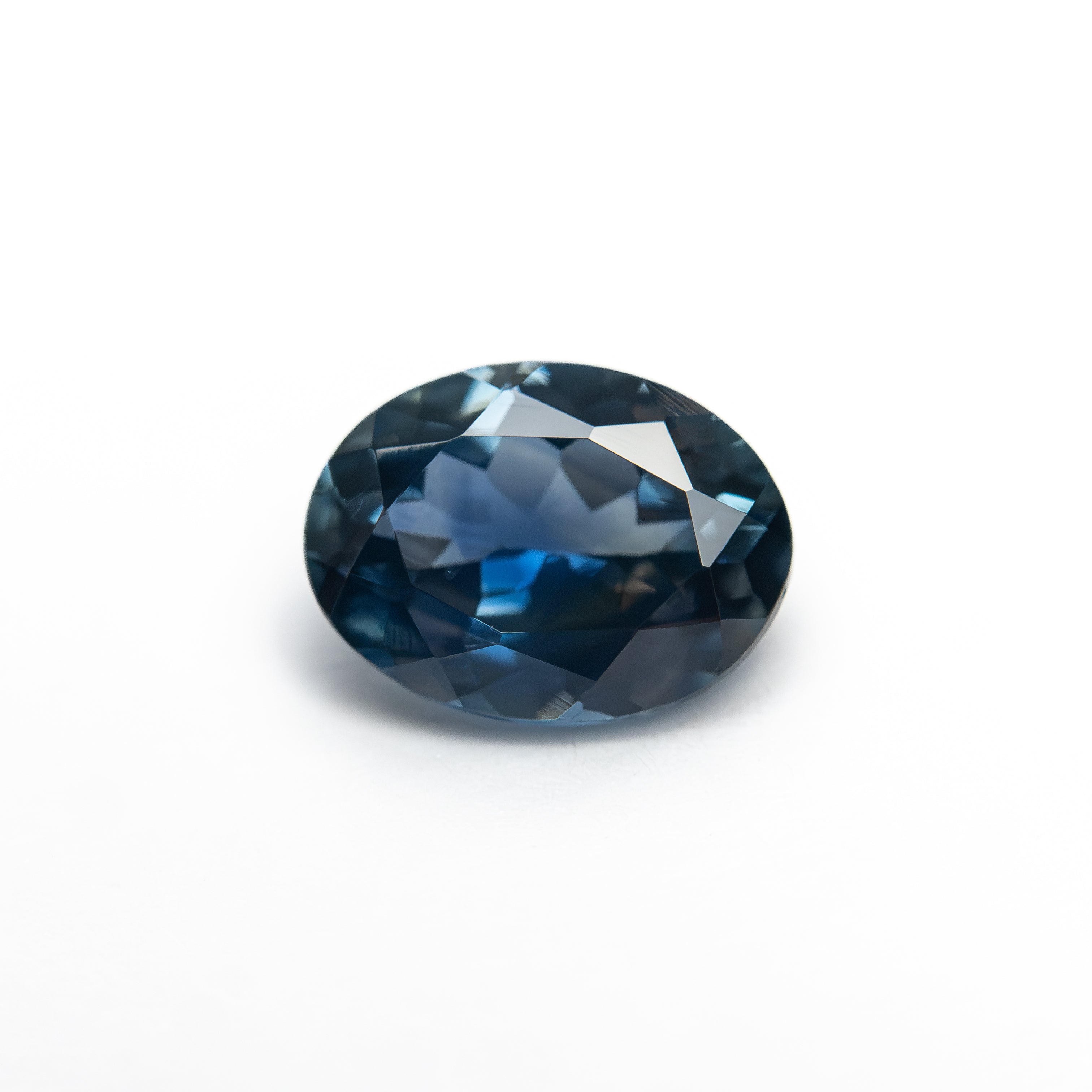 1.22ct 7.52x5.57x3.47mm Oval Brilliant Sapphire 28028-32
