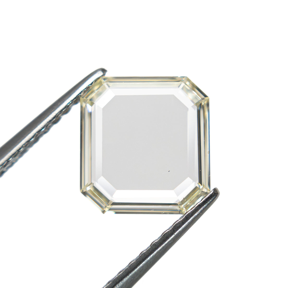 1.30ct 8.27x7.71x1.54mm GIA VS2 L Cut Corrner Rectangle Portrait Cut 28328-01
