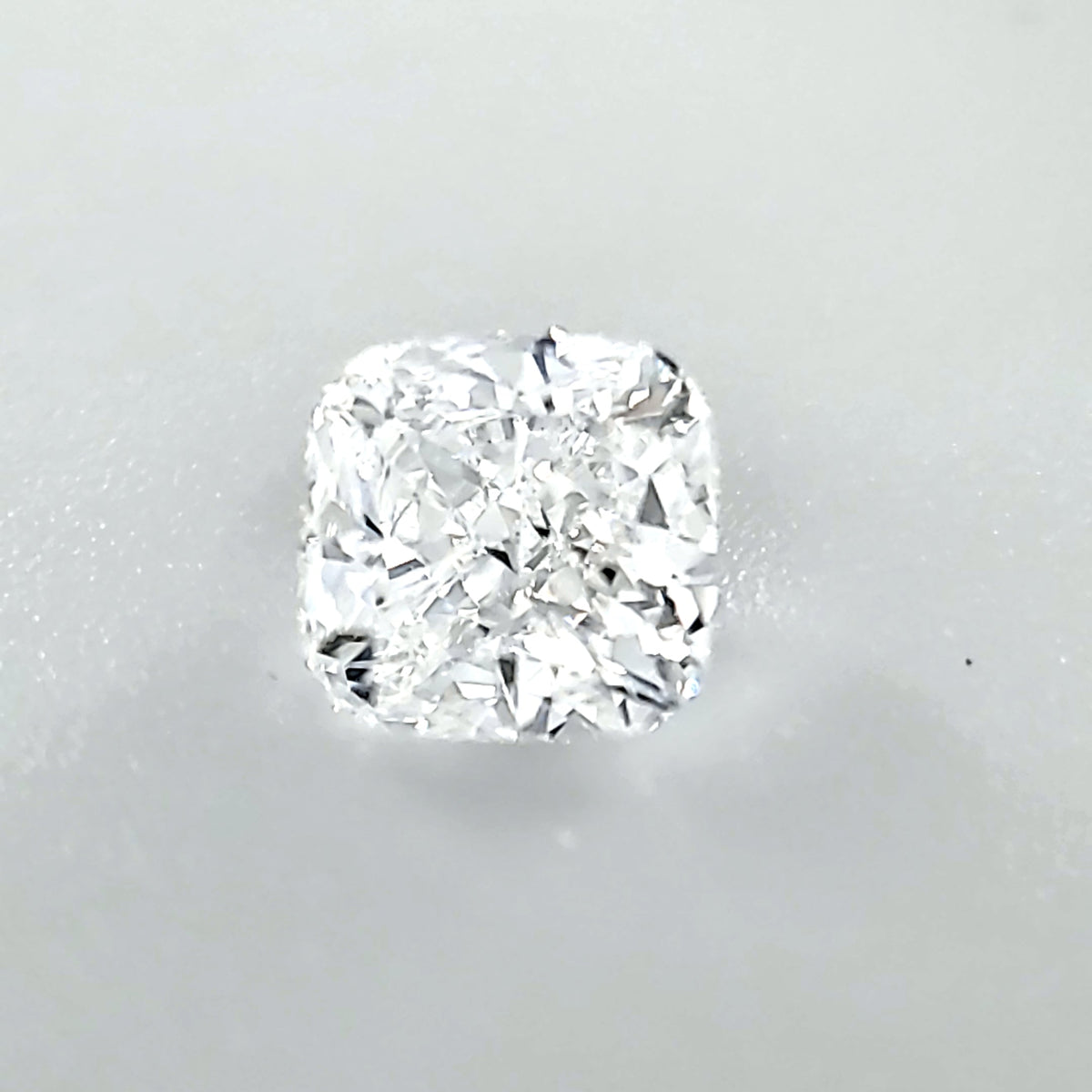 0.50 CMB E SI1 EX VG GIA 1208998440