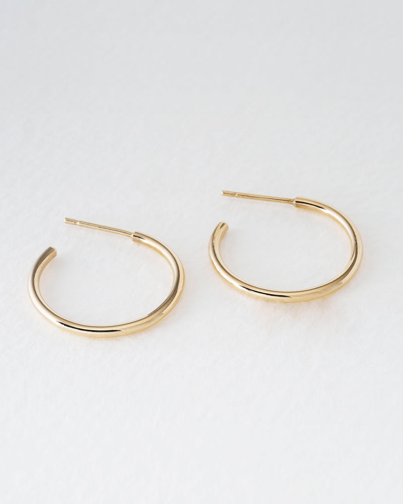 Billie Hoops